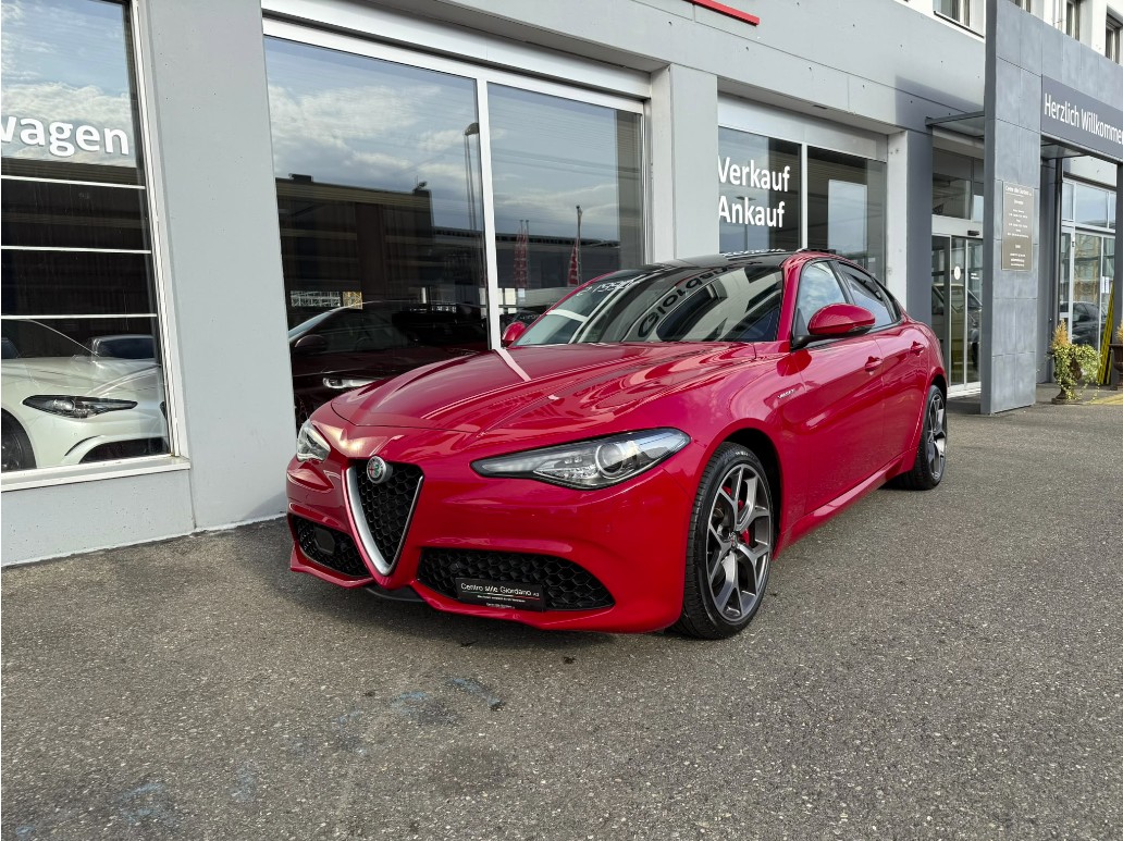 ALFA ROMEO Giulia 2.0 Veloce 280PS Q4 Sky-image-3
