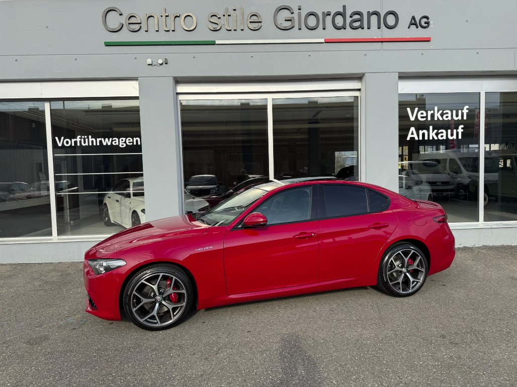 ALFA ROMEO Giulia 2.0 Veloce 280PS Q4 Sky-image-1