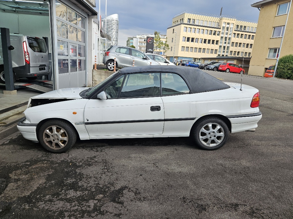 OPEL Astra Cabriolet 1.8i 16V-image-7
