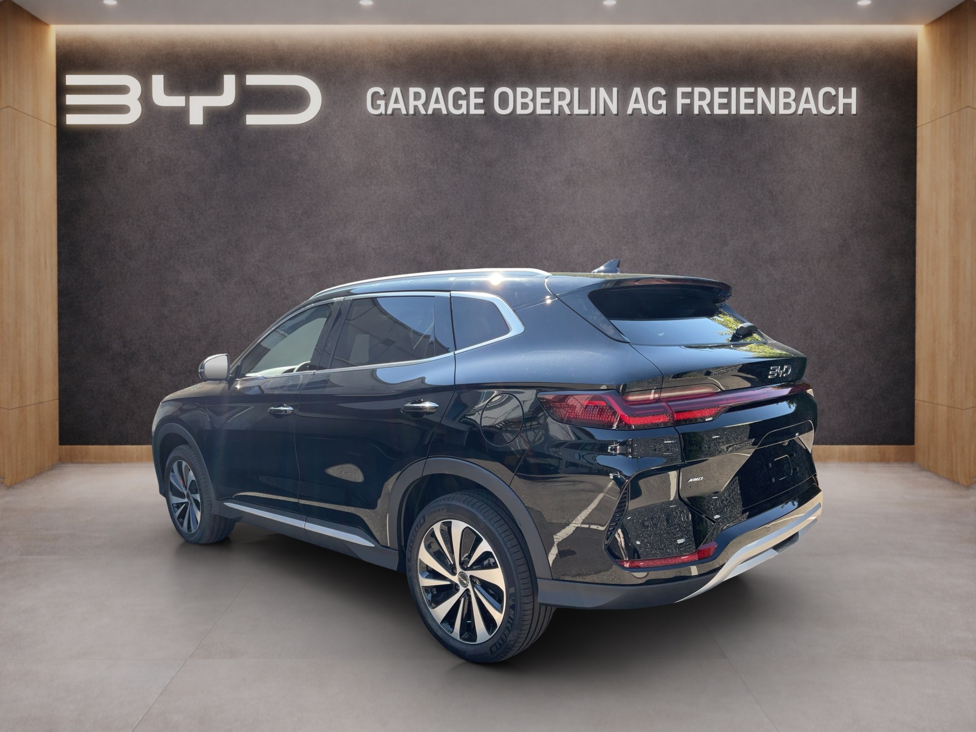 BYD Seal U DM-i Design AWD-showroom-element-3
