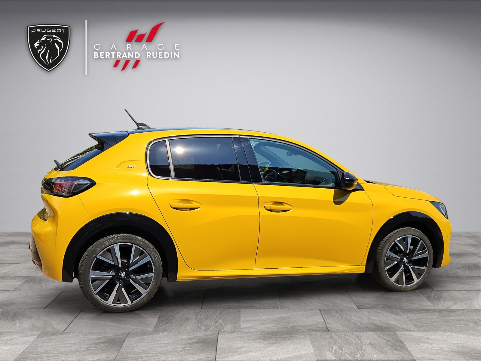PEUGEOT 208 1.2 PureTech GT-image-7