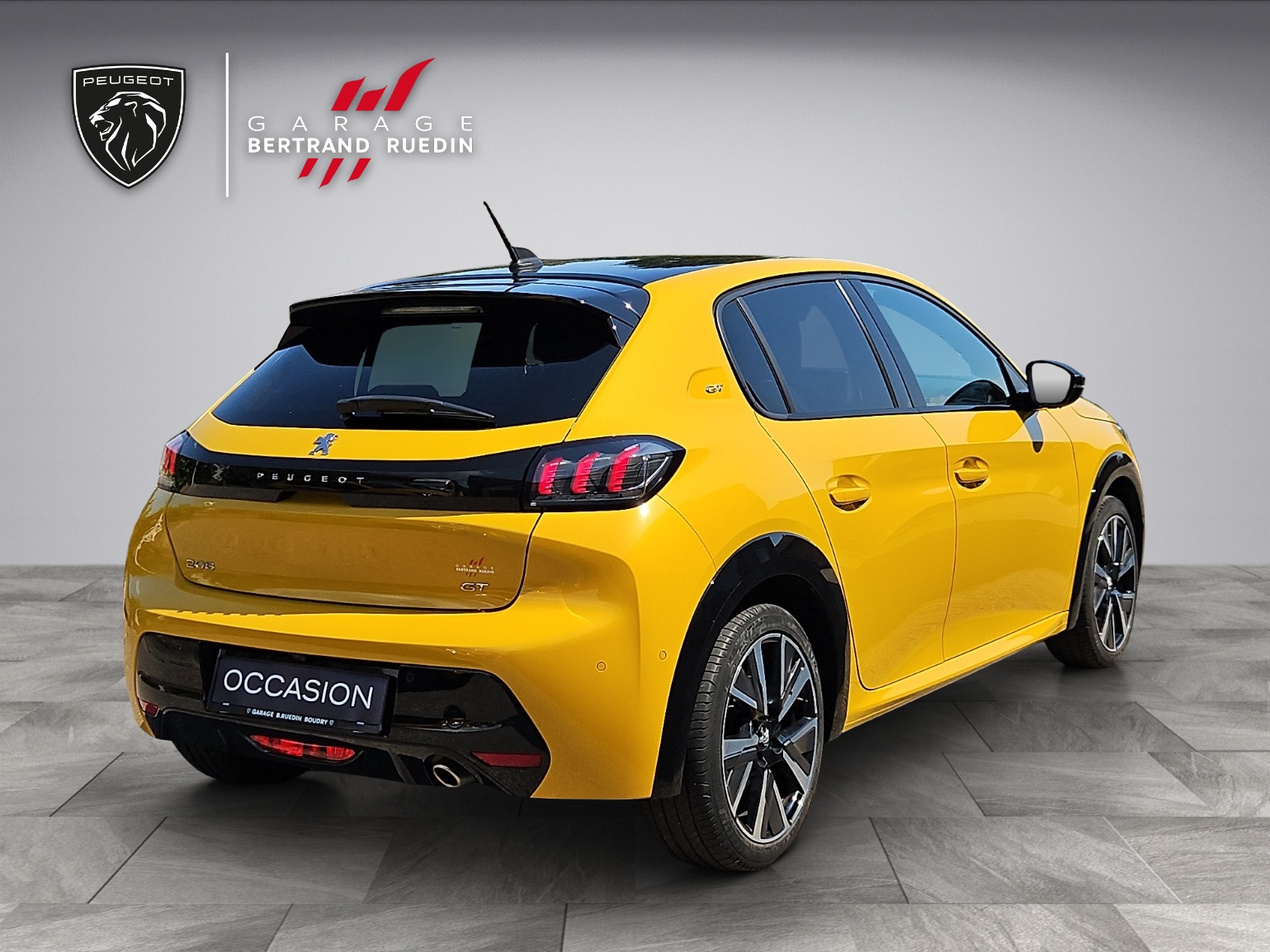 PEUGEOT 208 1.2 PureTech GT-image-4