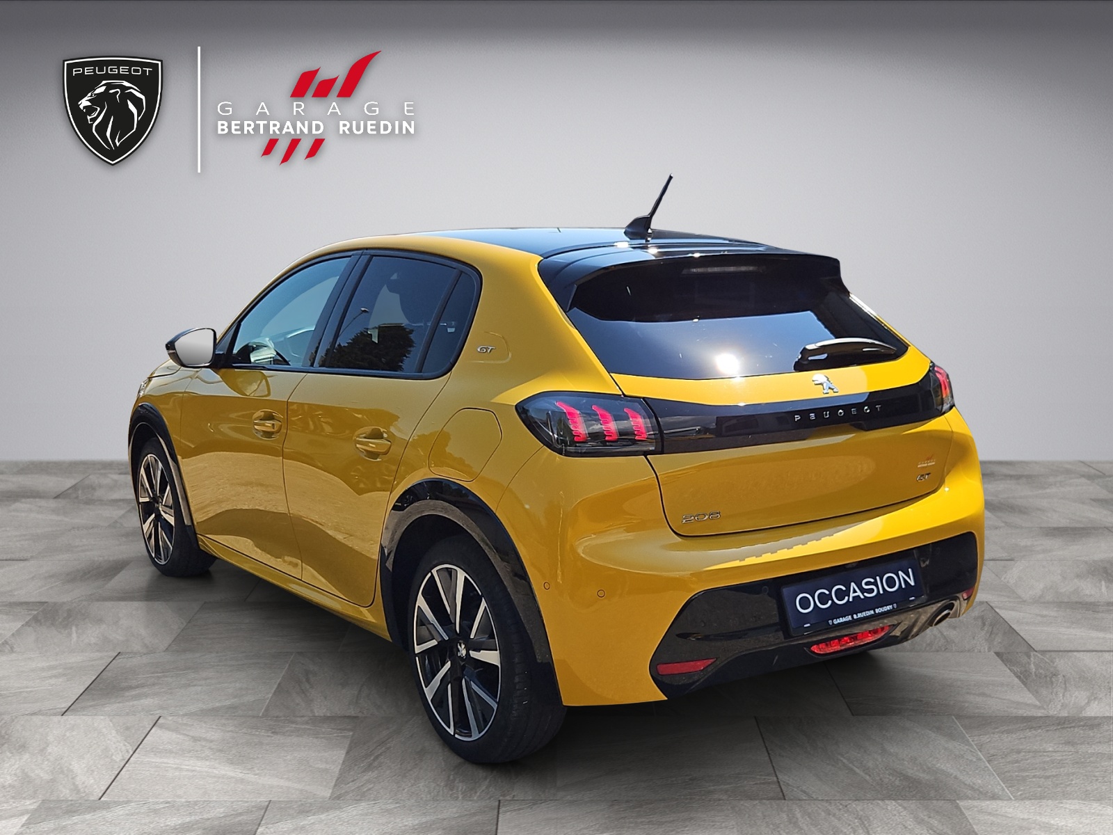 PEUGEOT 208 1.2 PureTech GT-image-3
