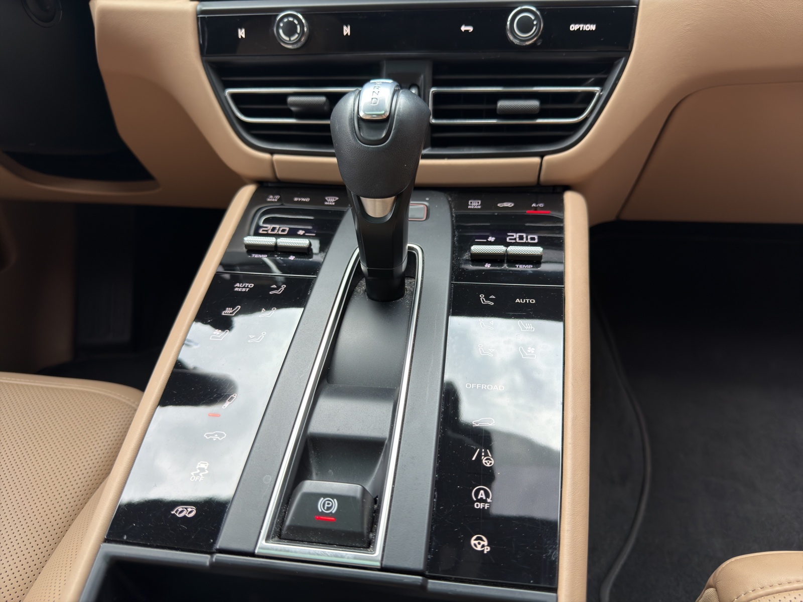 PORSCHE Macan 2.9 V6 GTS-image-11