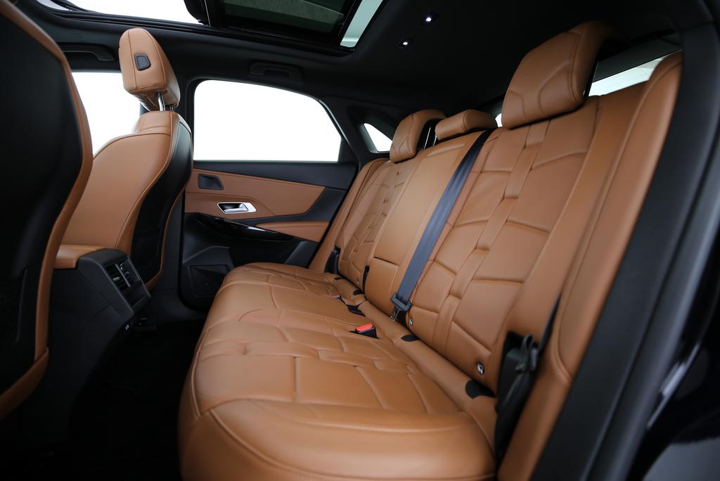 DS AUTOMOBILES 7 Crossback 2.0 BlueHDi 180 So Chic-image-8