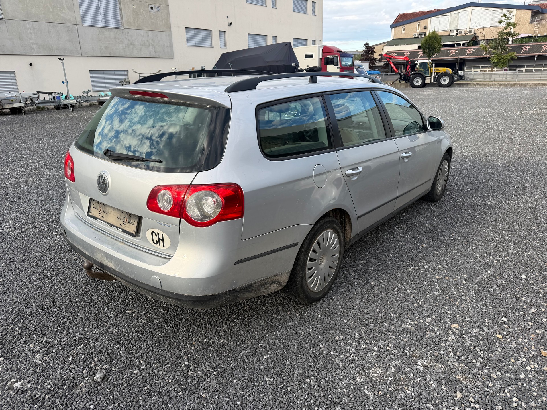 VW Passat Variant 2.0 TDI Comfortline 4Motion-image-3