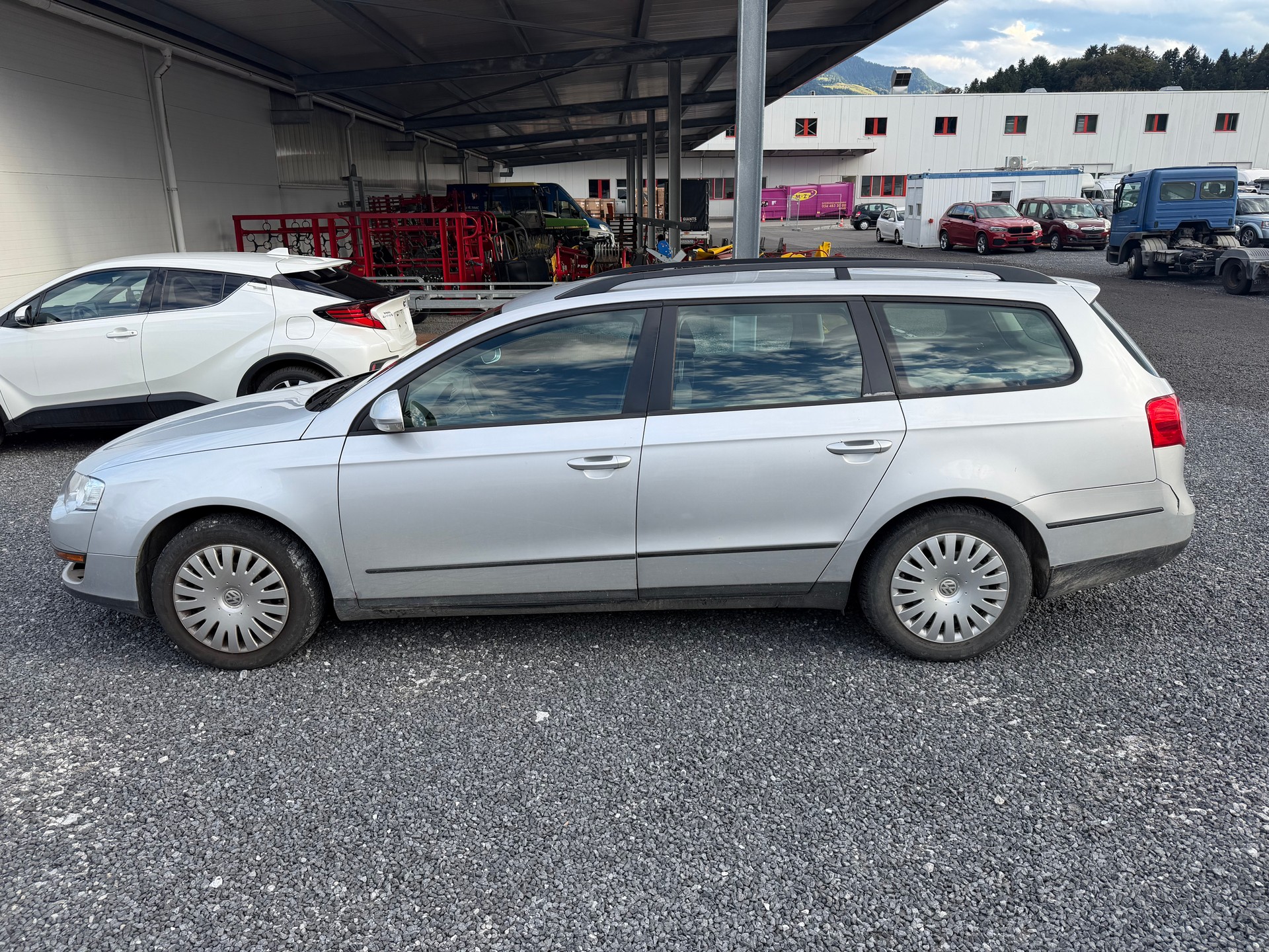 VW Passat Variant 2.0 TDI Comfortline 4Motion-image-6
