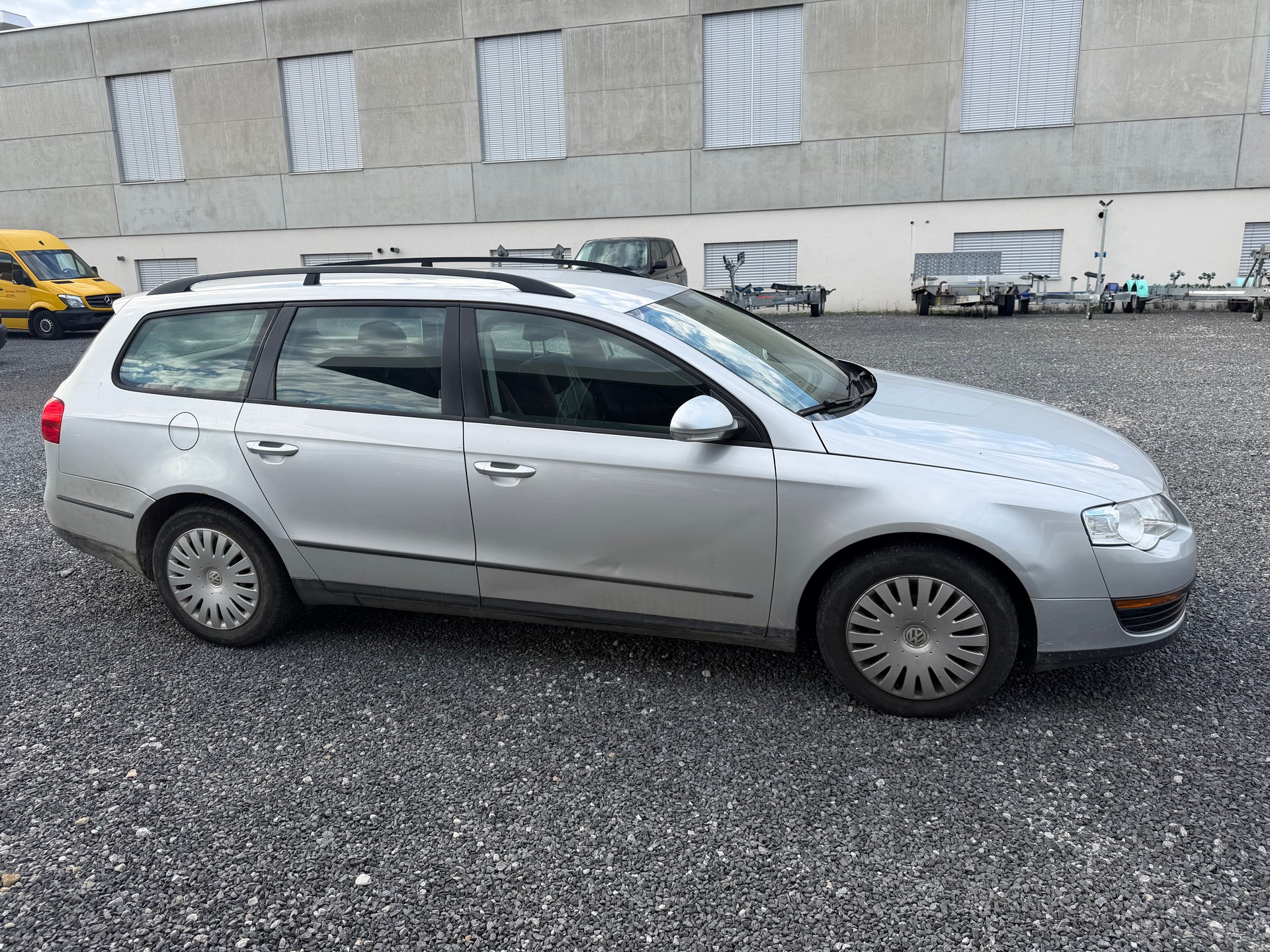 VW Passat Variant 2.0 TDI Comfortline 4Motion-image-5