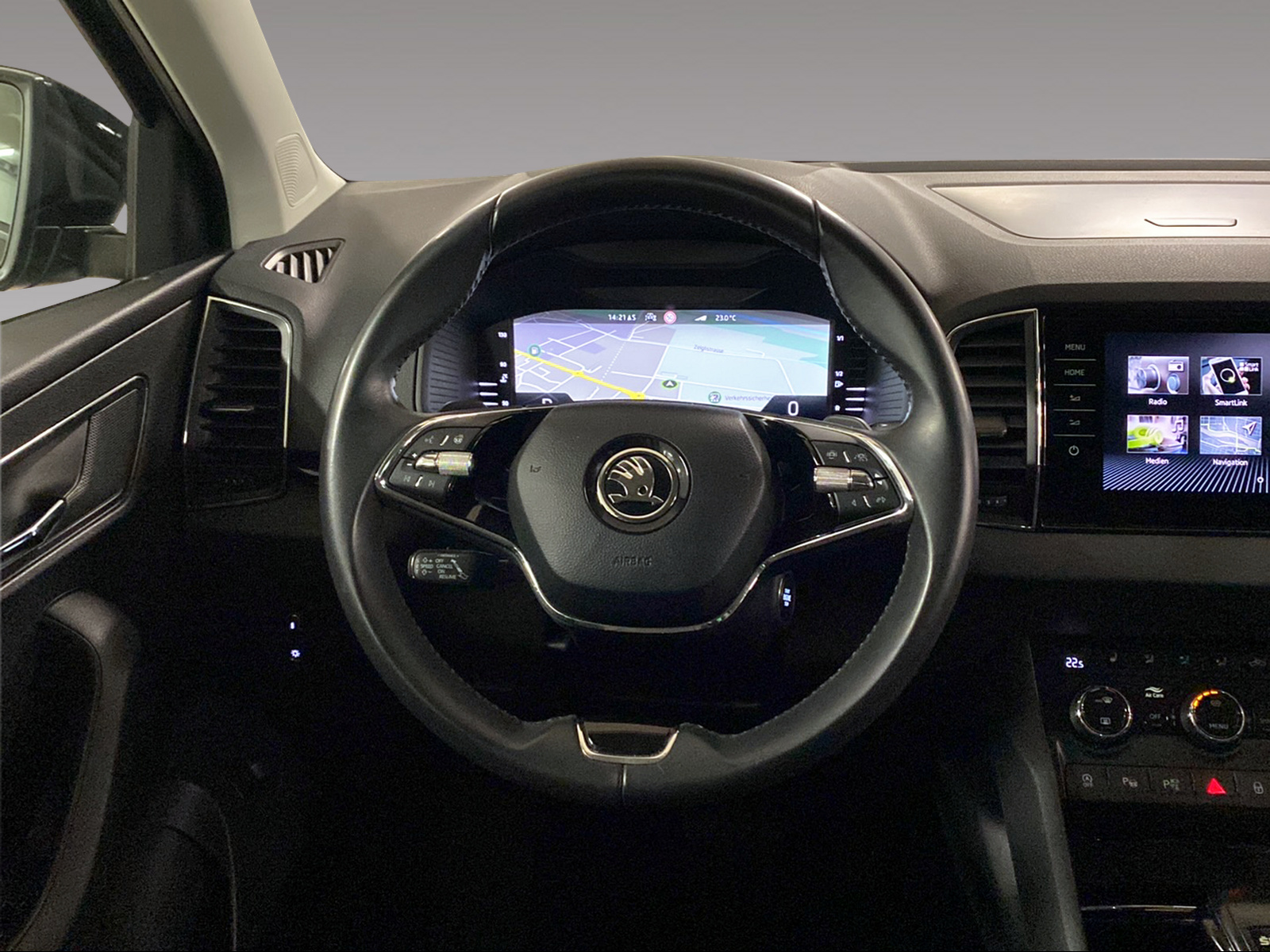 SKODA Karoq 2.0 TDI Style 4x4 DSG-image-7