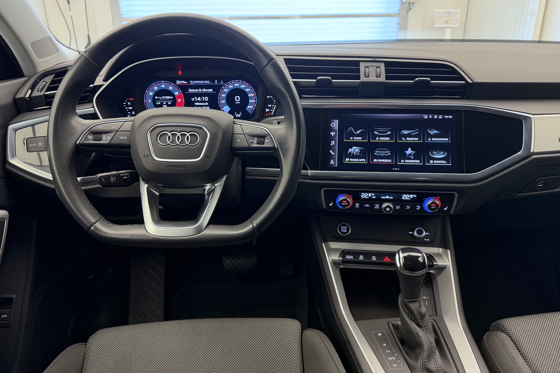 AUDI Q3 Sportback 40 TFSI quattro S-tronic-image-7