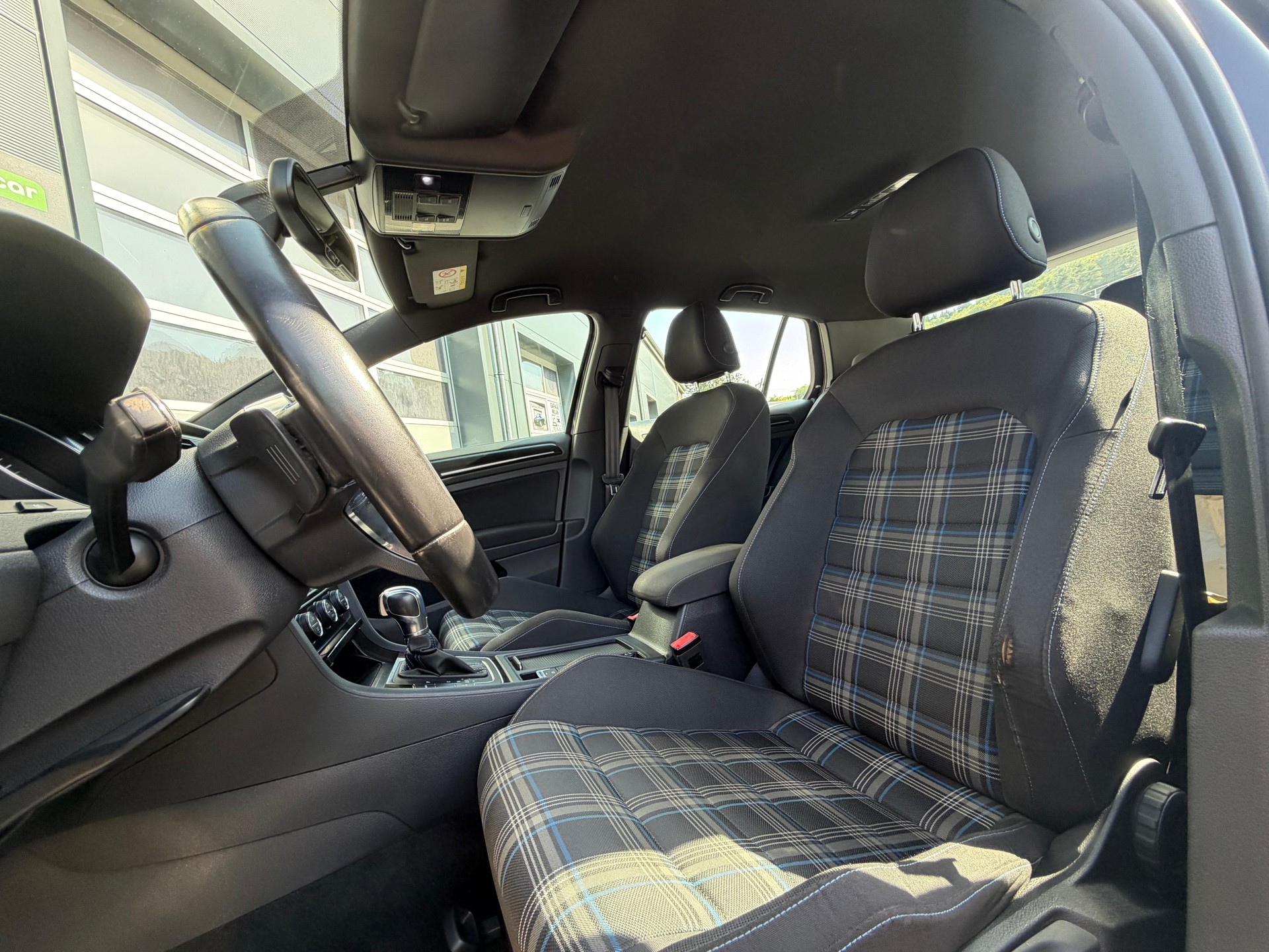 VW Golf 1.4 TSI GTE DSG-image-4