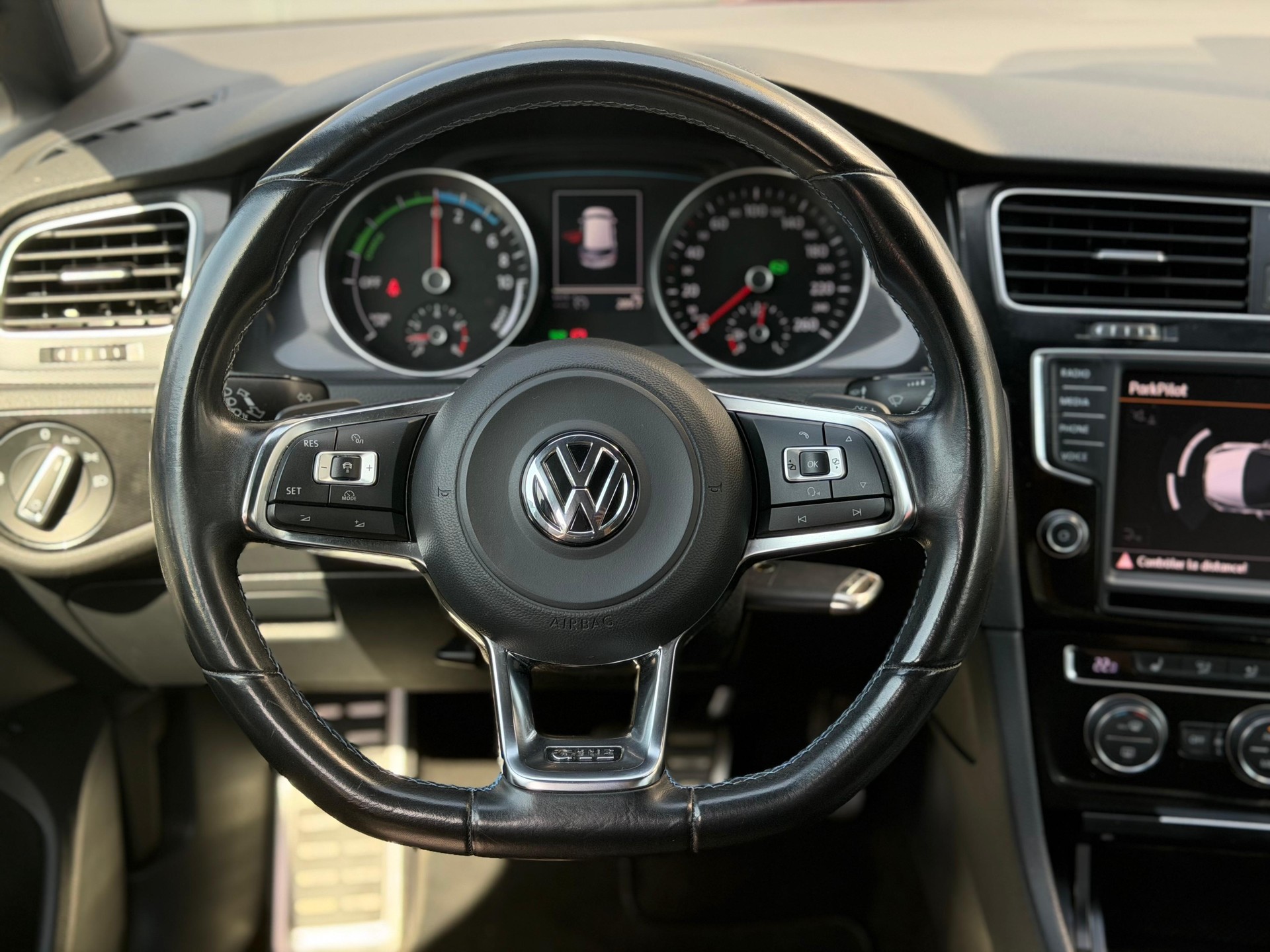 VW Golf 1.4 TSI GTE DSG-image-6