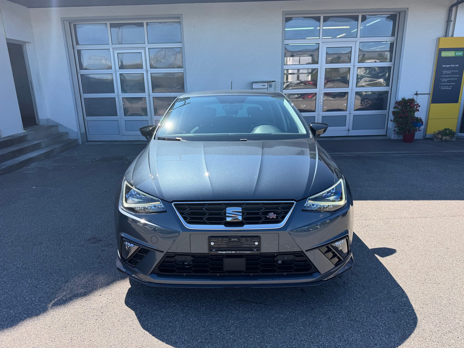 SEAT Ibiza 1.0 EcoTSI DSG Swiss FR-image-1