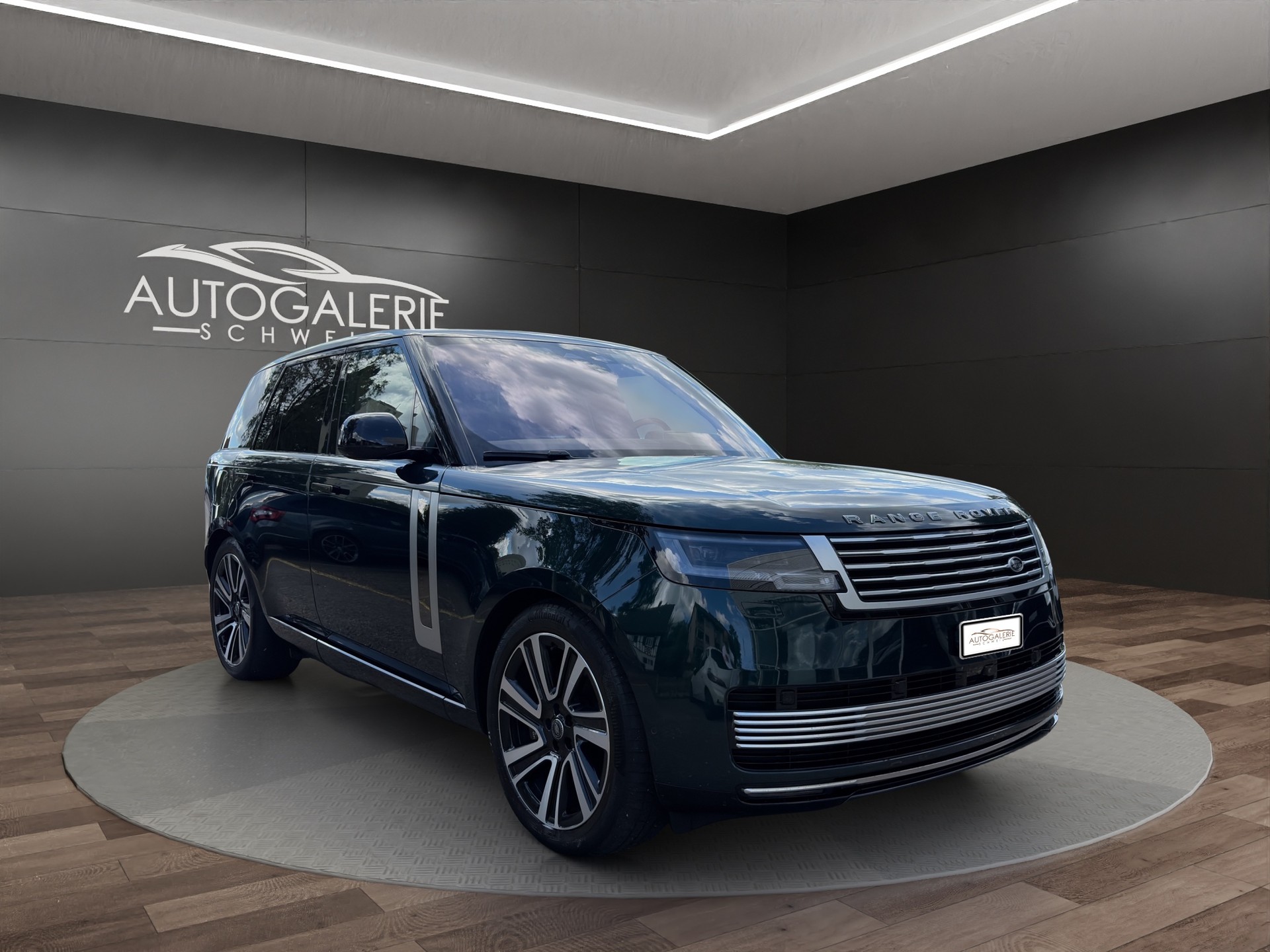 LAND ROVER Range Rover P510e Si6 PHEV *SV* | CH | British Racing | SV Serenity Caraway | Wenge Mosaik | AHK | NP: 245K |-image-6