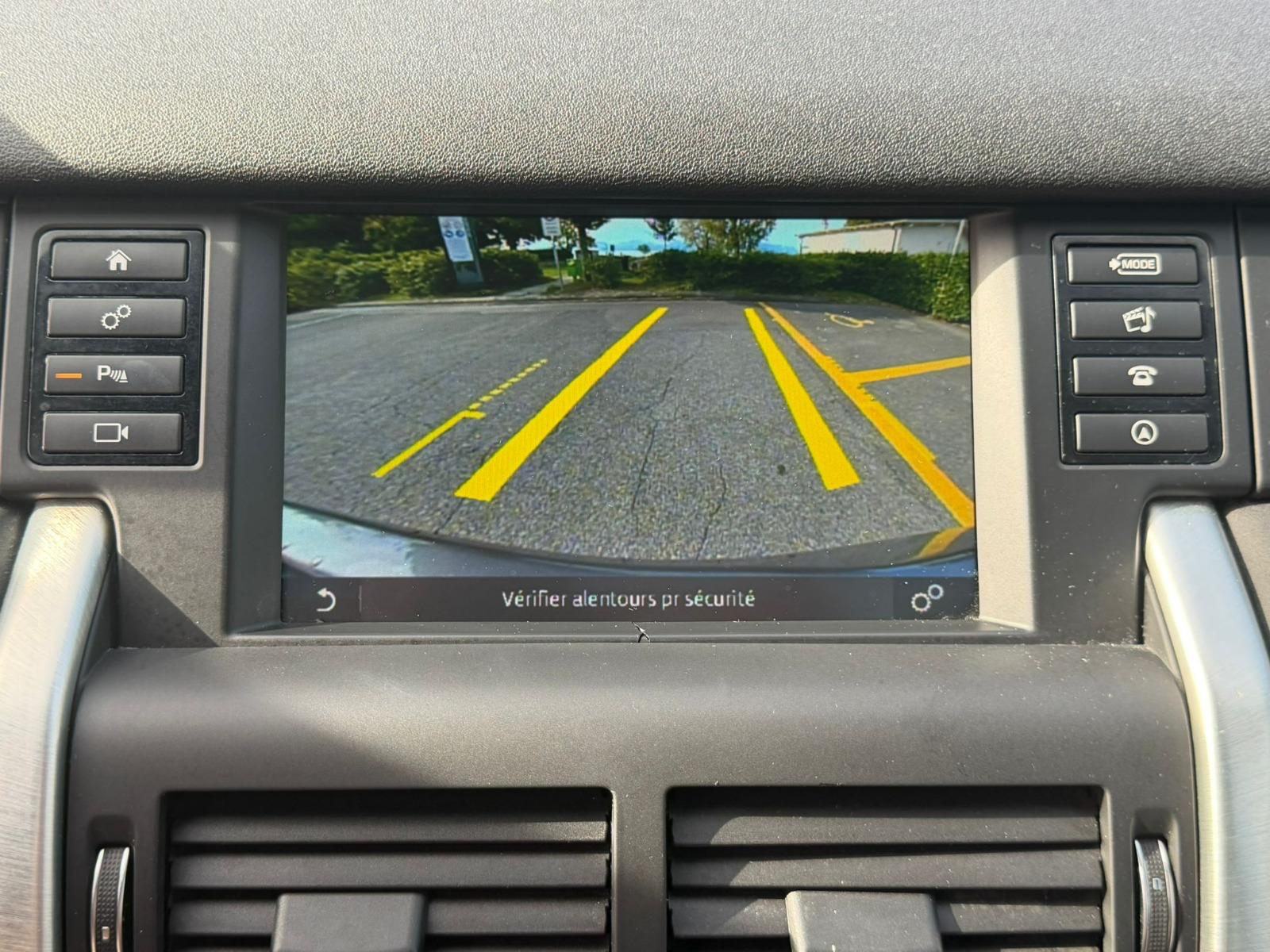 LAND ROVER Discovery Sport 2.0 TD4 HSE AT9-image-25