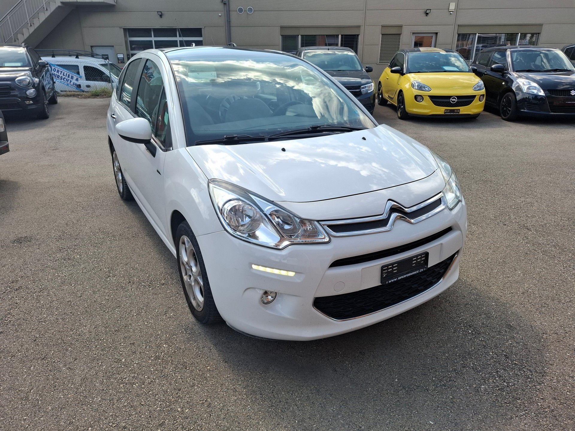 CITROEN C3 1.6 16V e-HDi Exclusive EGS6-image-2