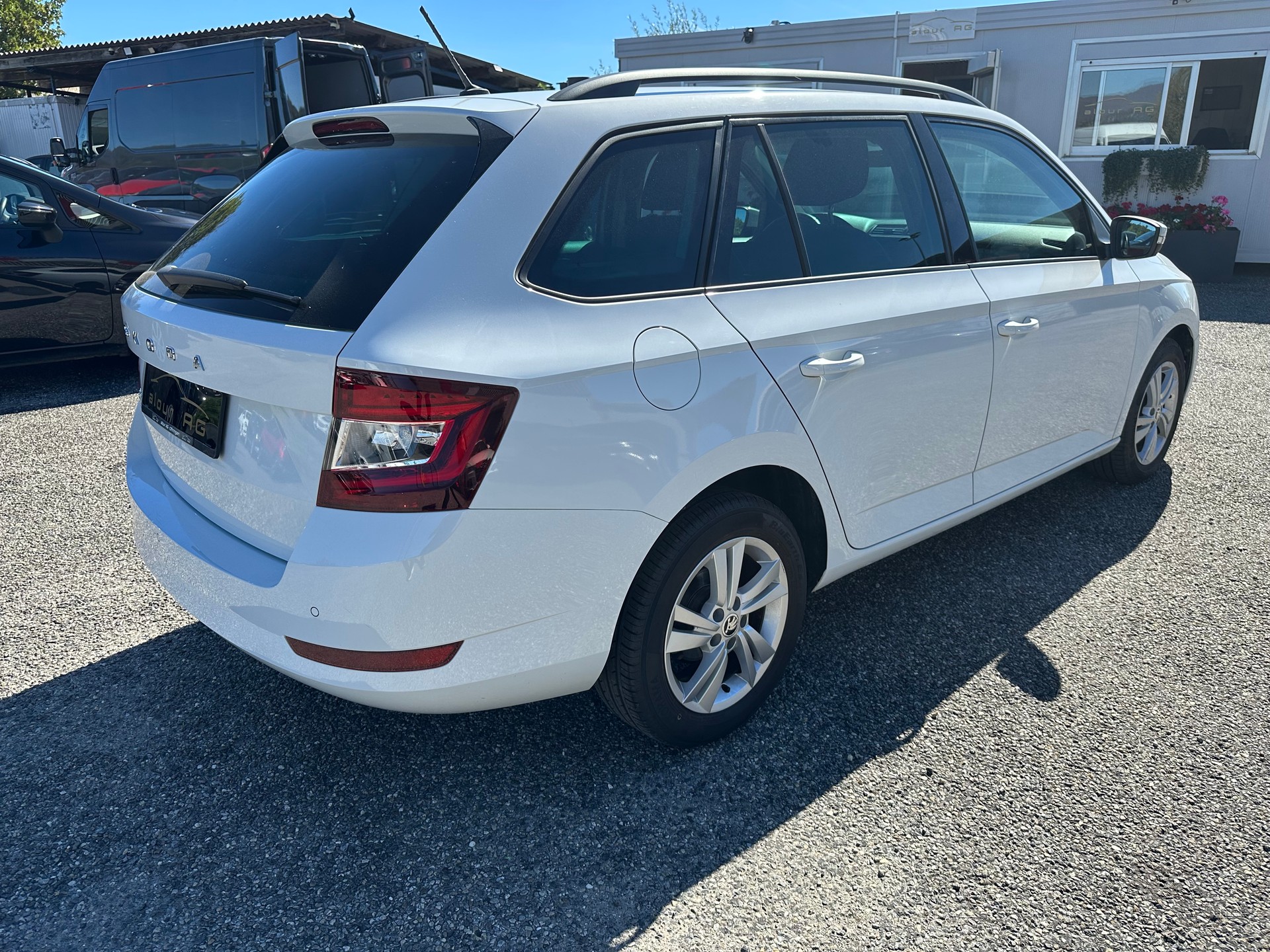 SKODA Fabia Combi 1.0 TSI Ambition-image-3
