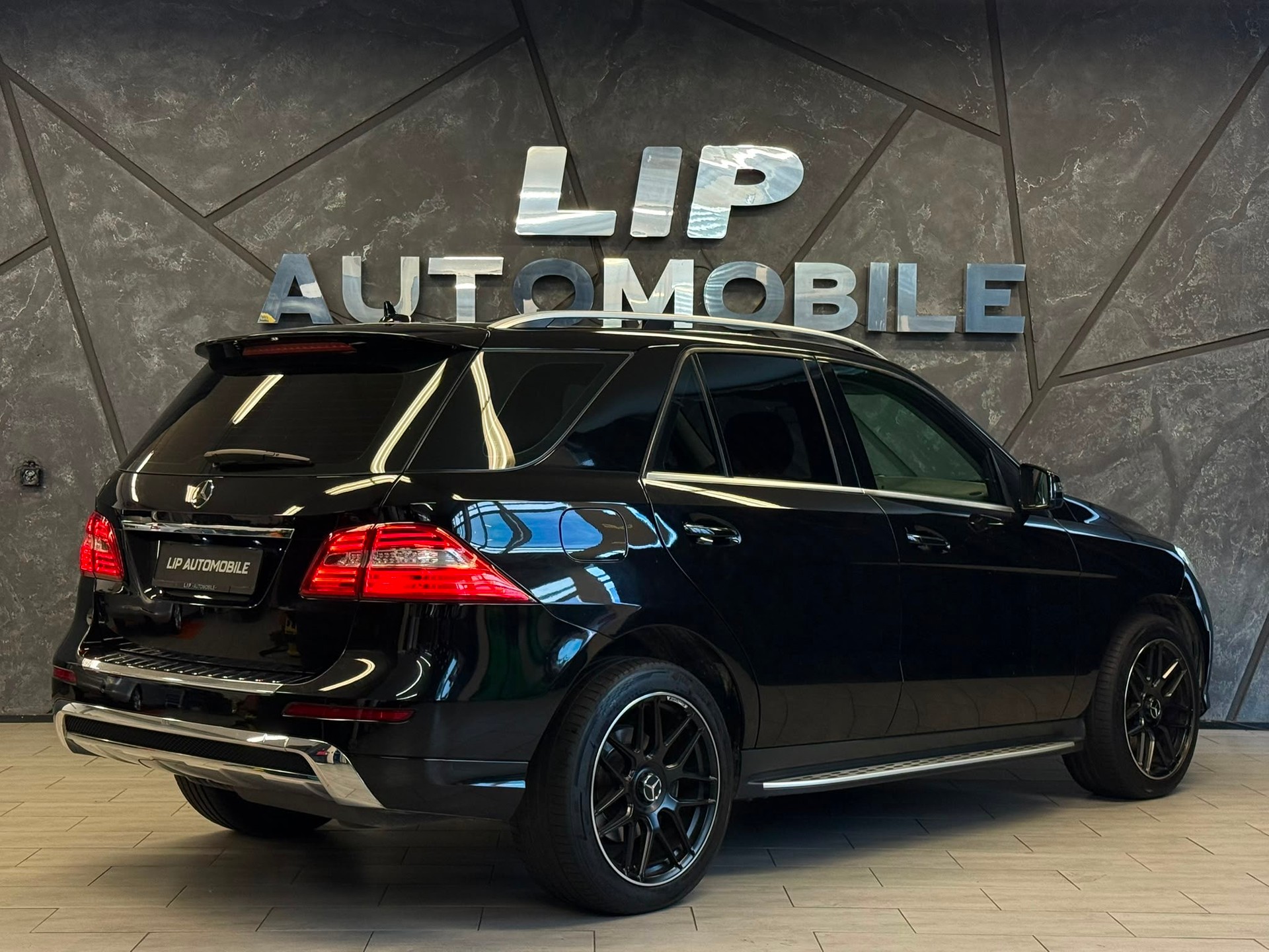 MERCEDES-BENZ ML 350 BlueTEC 4Matic 7G-Tronic-image-5