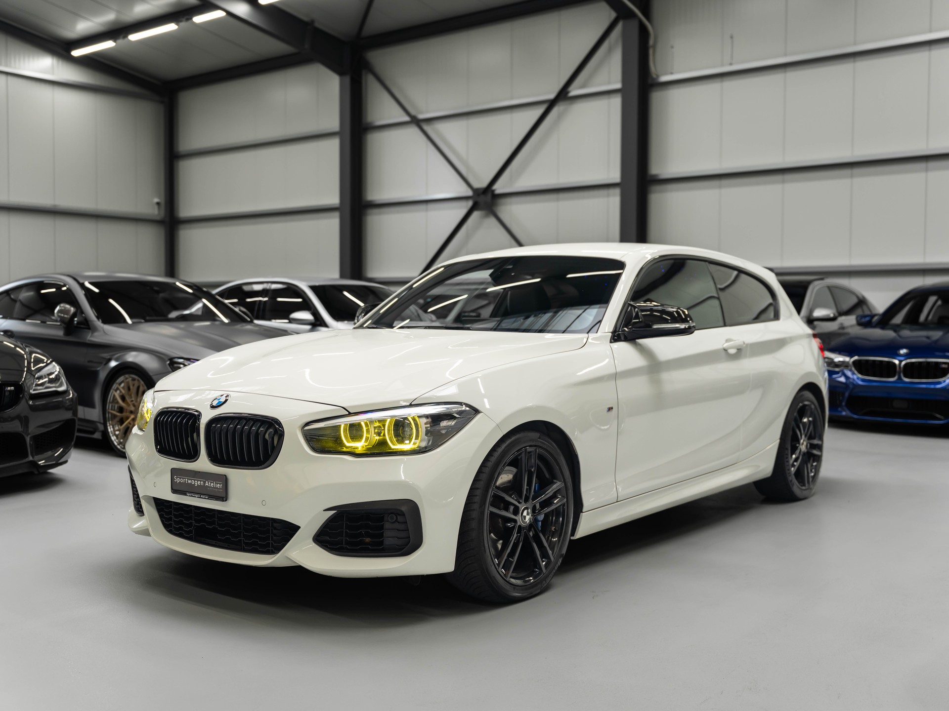 BMW M140i xDrive Steptronic-image-0