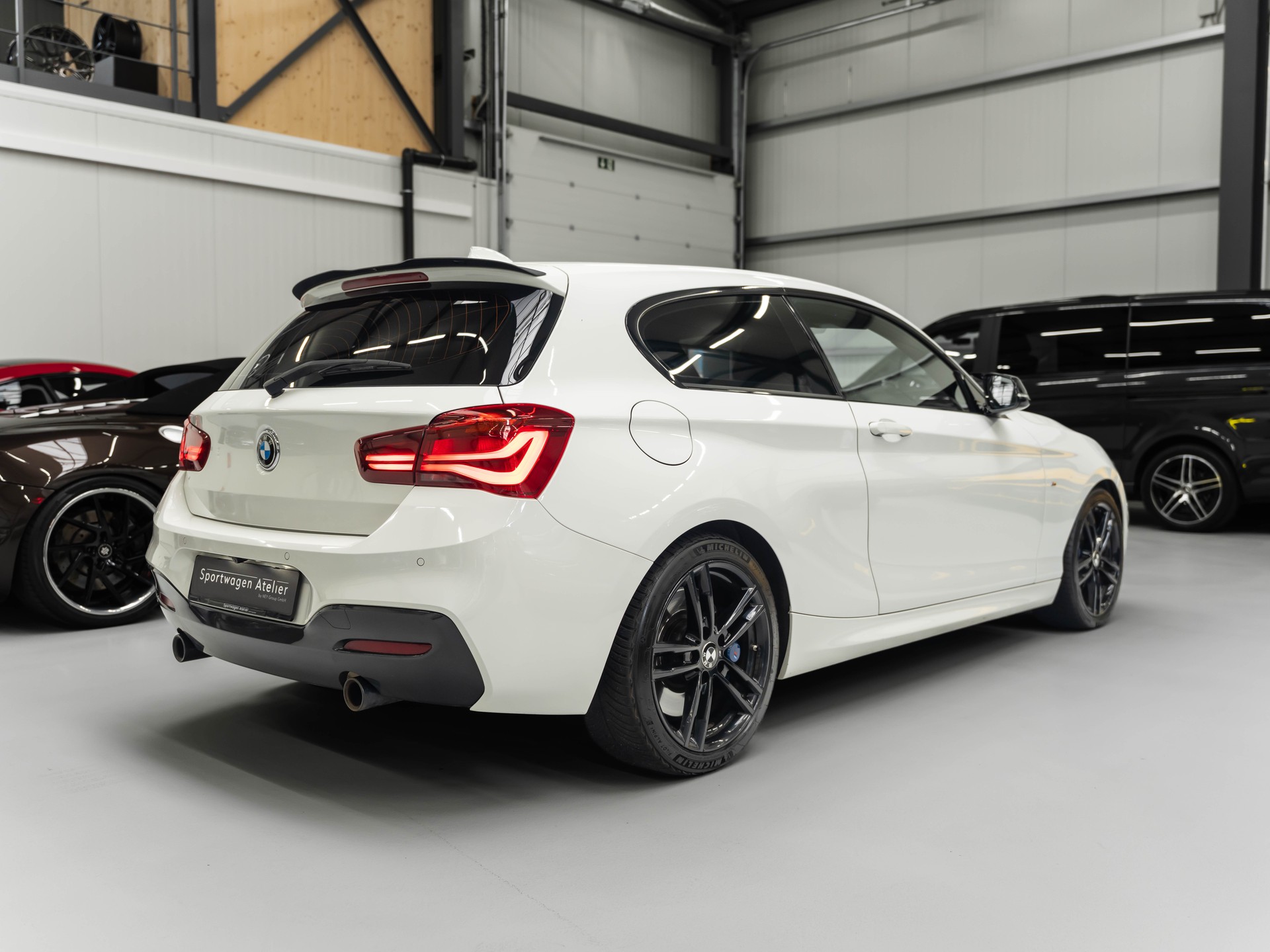 BMW M140i xDrive Steptronic-image-3