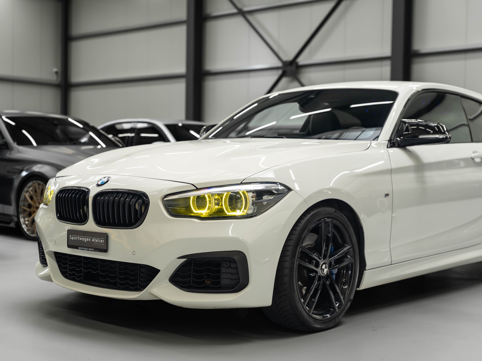 BMW M140i xDrive Steptronic-image-14