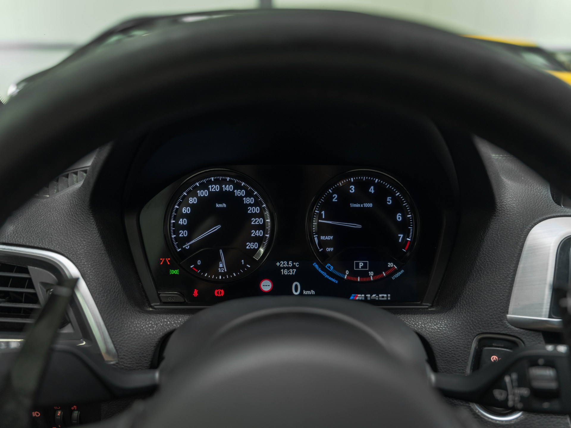 BMW M140i xDrive Steptronic-image-25