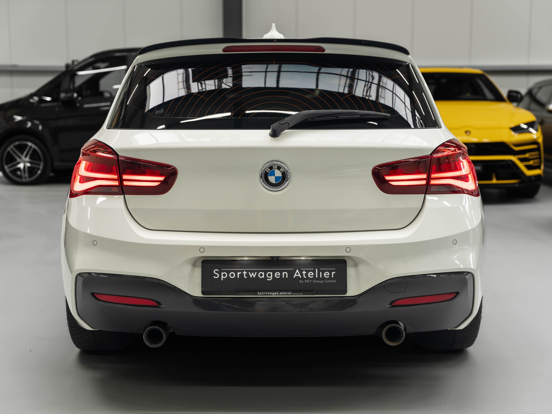 BMW M140i xDrive Steptronic-image-2