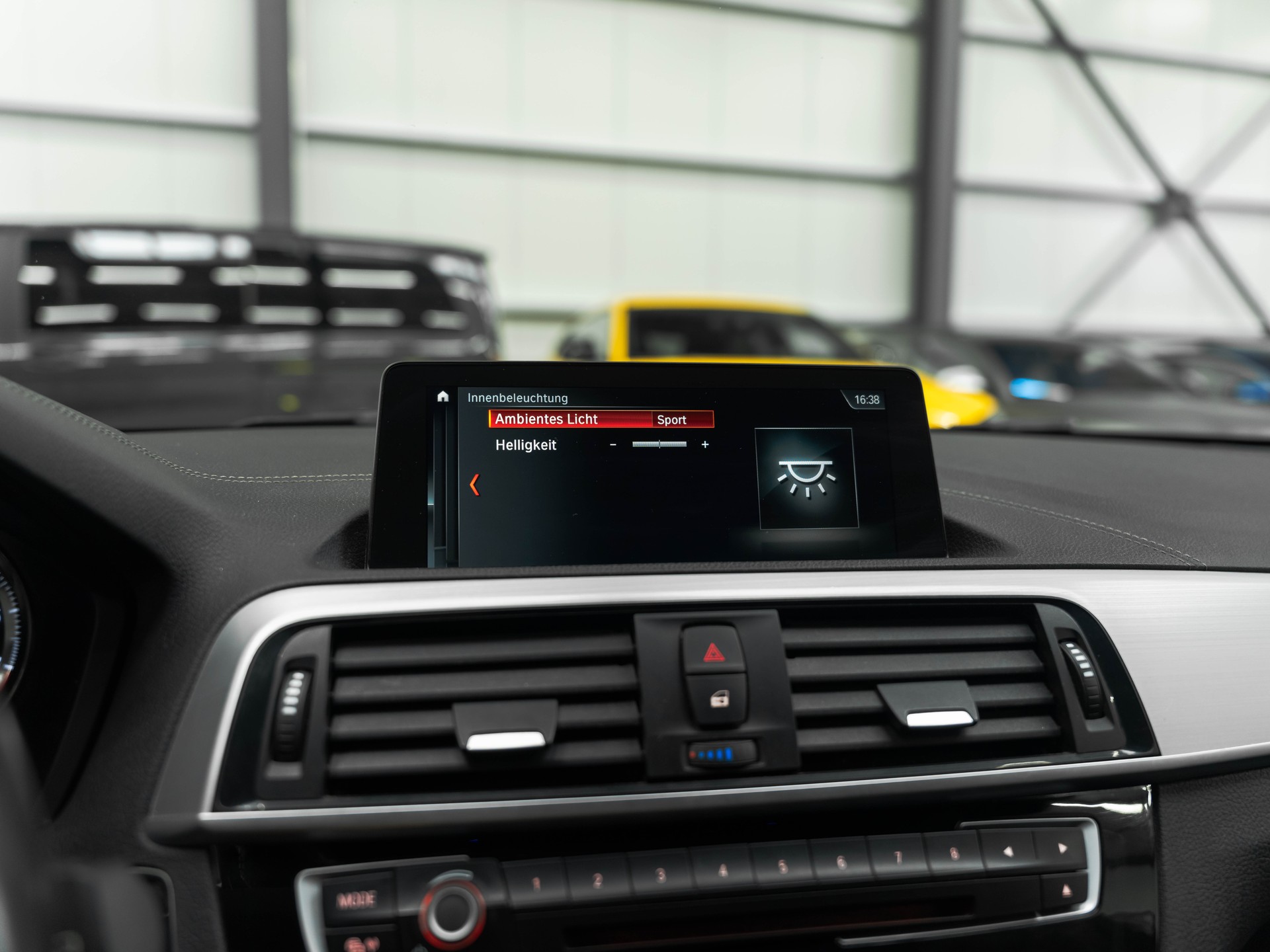 BMW M140i xDrive Steptronic-image-27