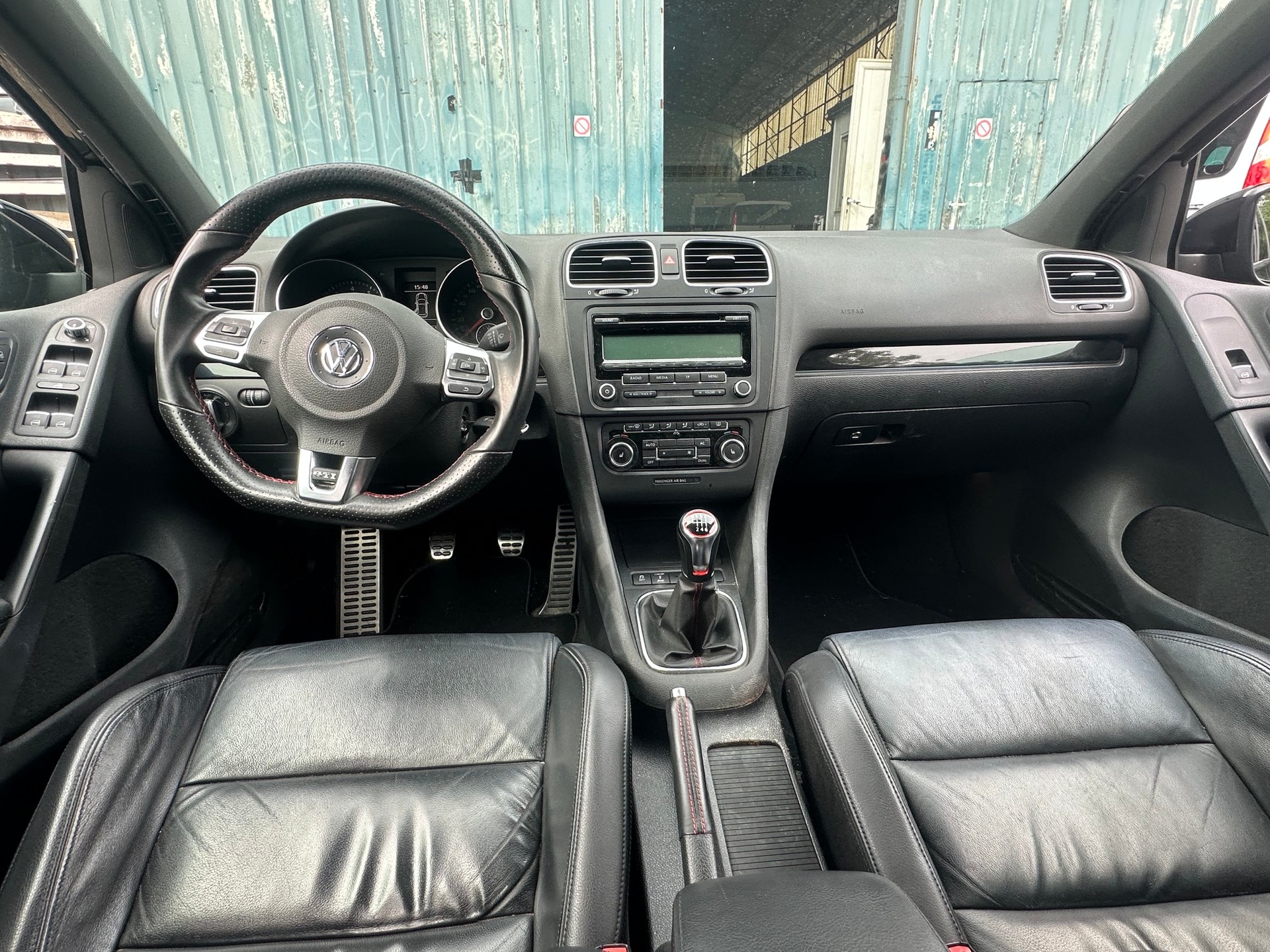 VW Golf 2.0 TSI GTI-image-10
