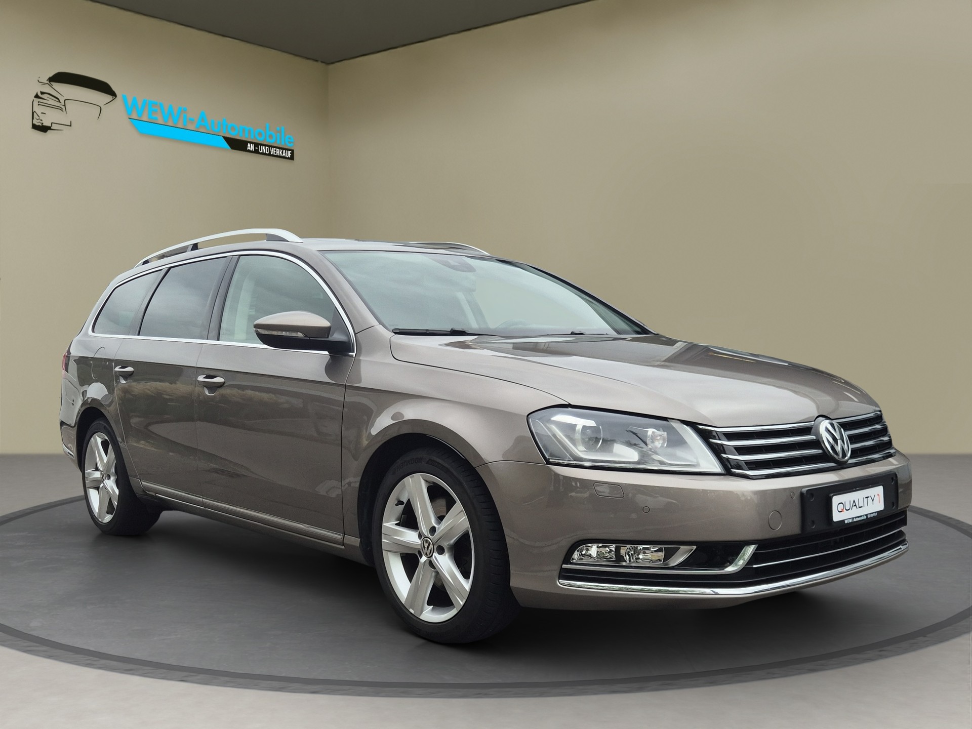 VW Passat Variant 2.0 TSI Highline DSG-image-6