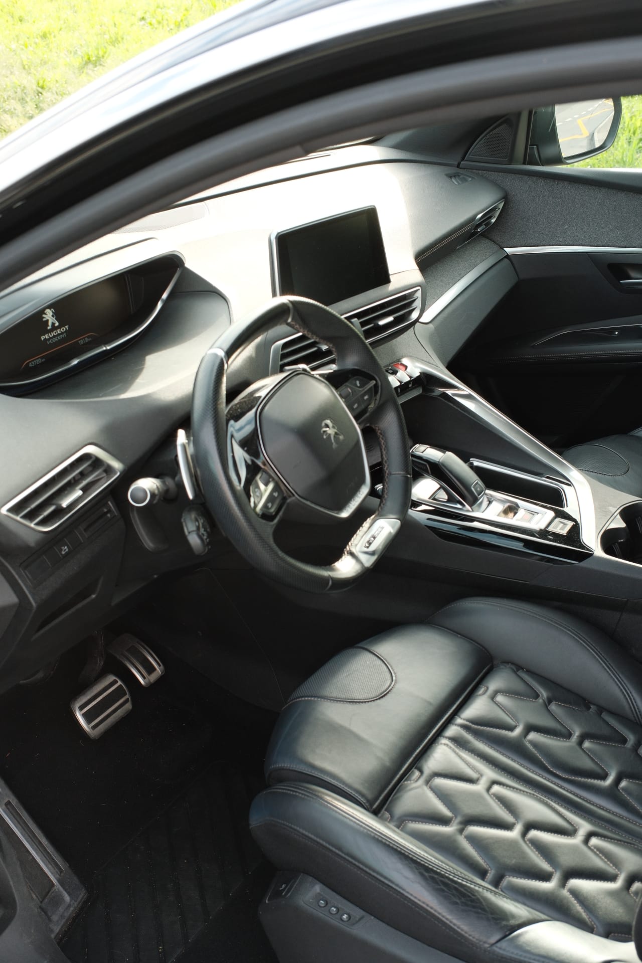 PEUGEOT 1.6 THP GT Line-image-4