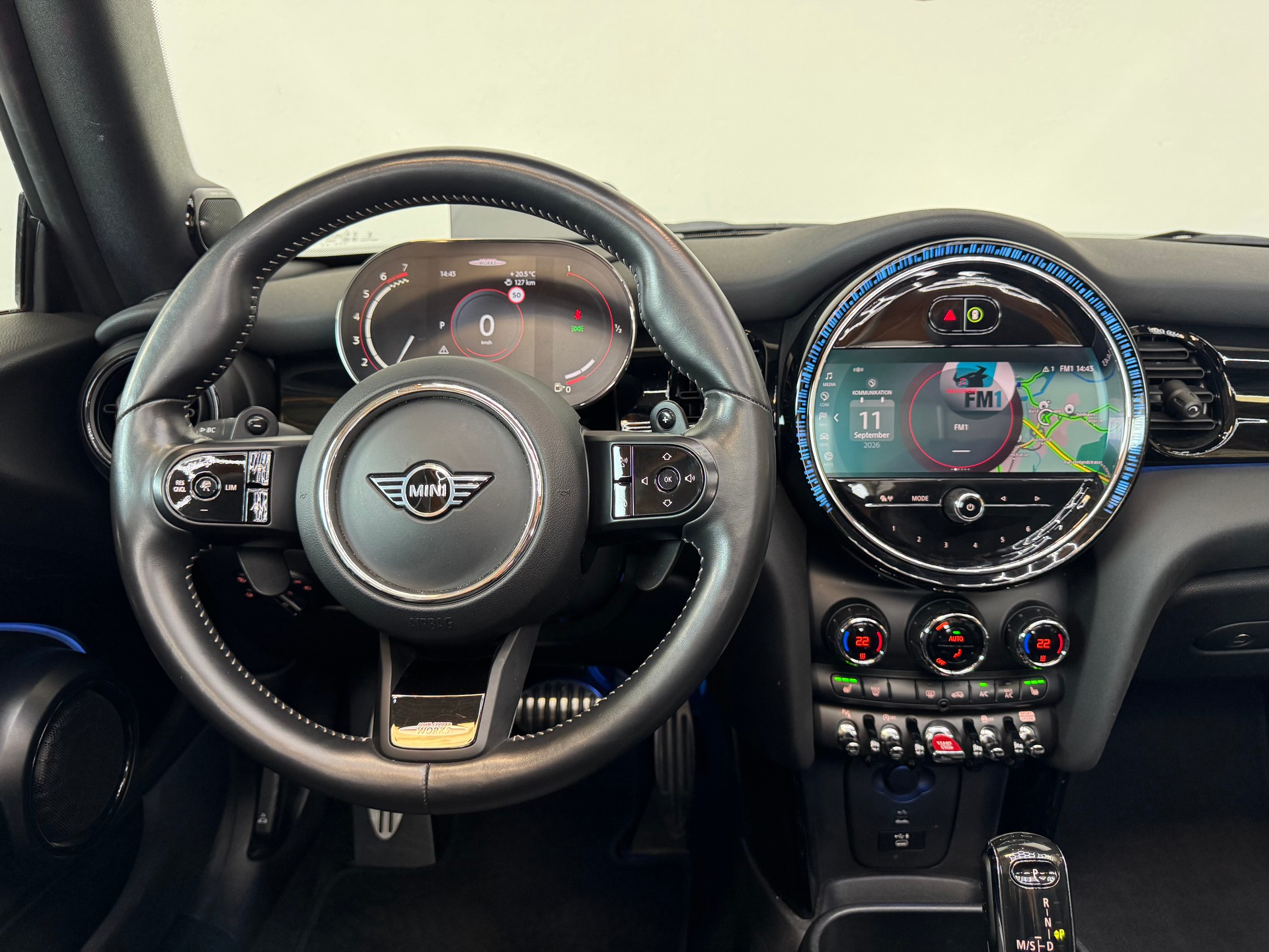 MINI Cooper John Cooper Works Cabriolet Steptronic-image-21