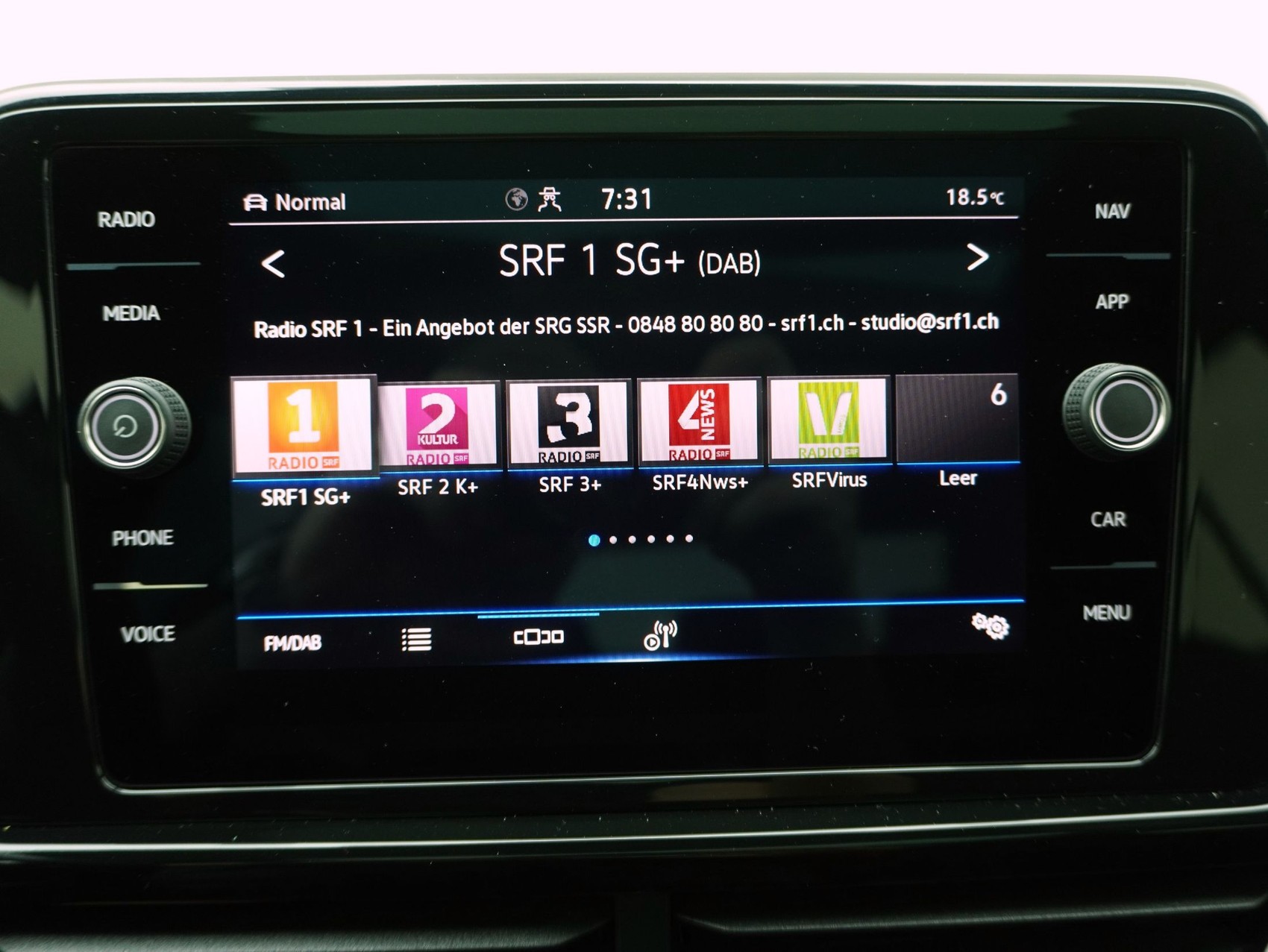VW T-Roc 2.0 TSI DSG R-Line Black Style 4Motion-image-18