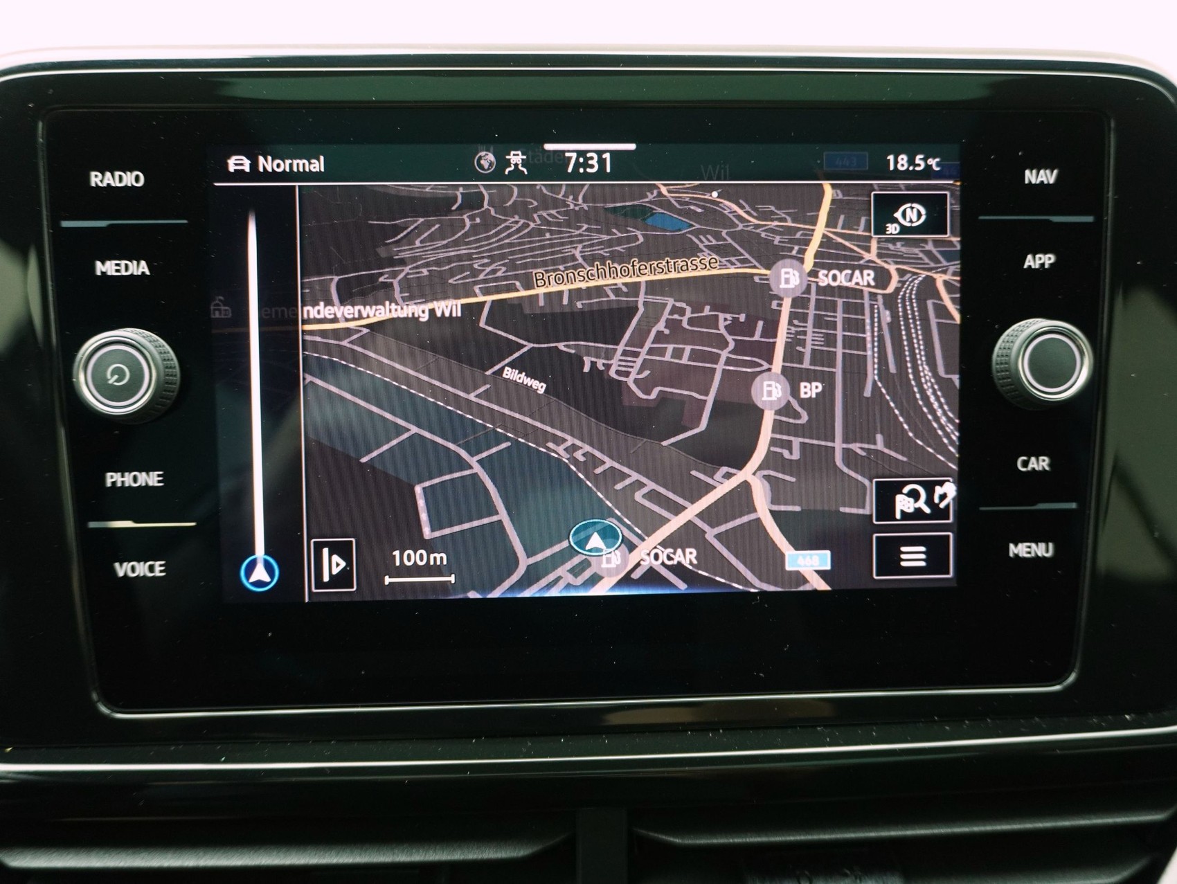 VW T-Roc 2.0 TSI DSG R-Line Black Style 4Motion-image-19