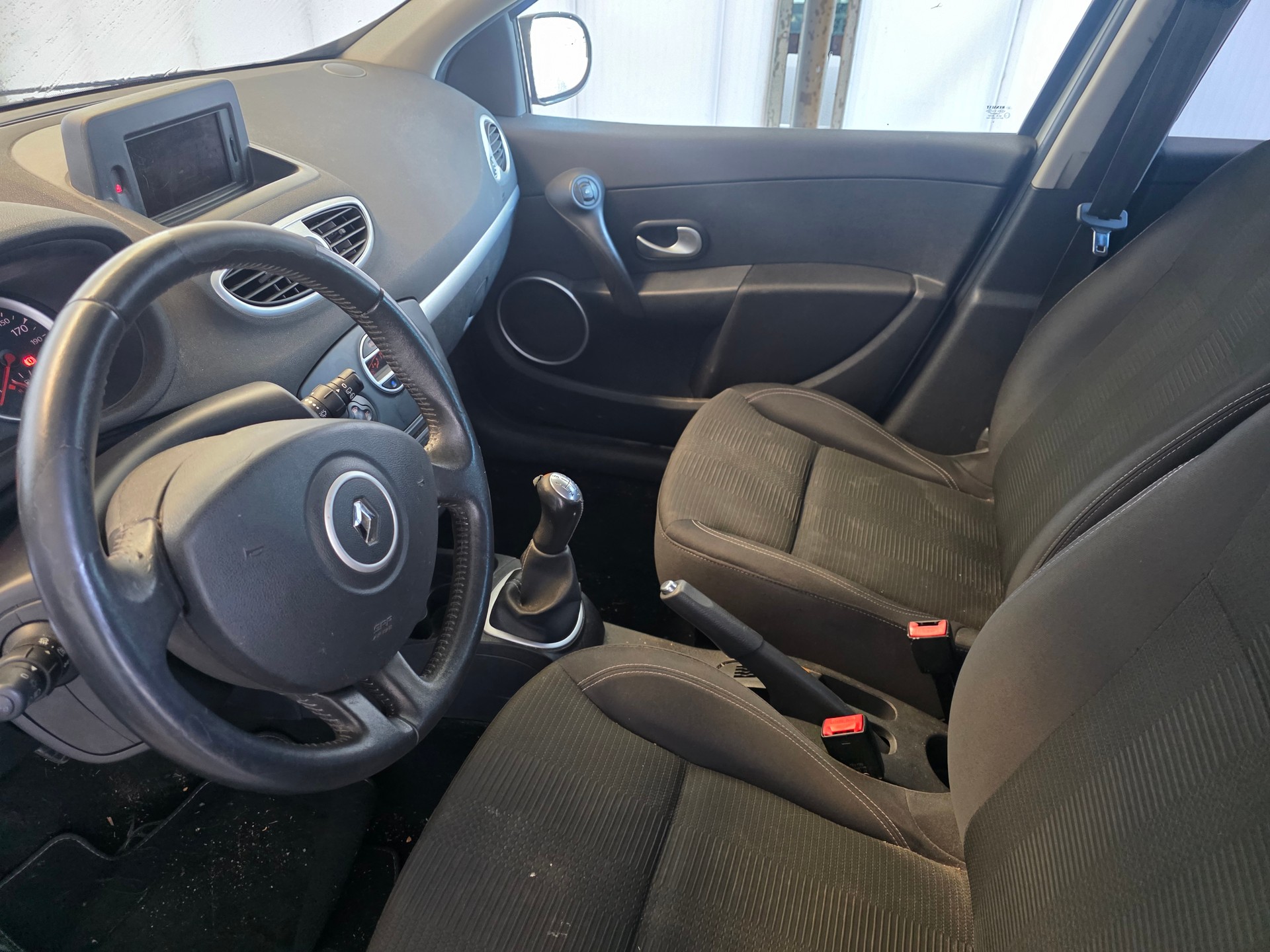 RENAULT Clio Grandtour 1.2 16V Turbo Expression-image-7