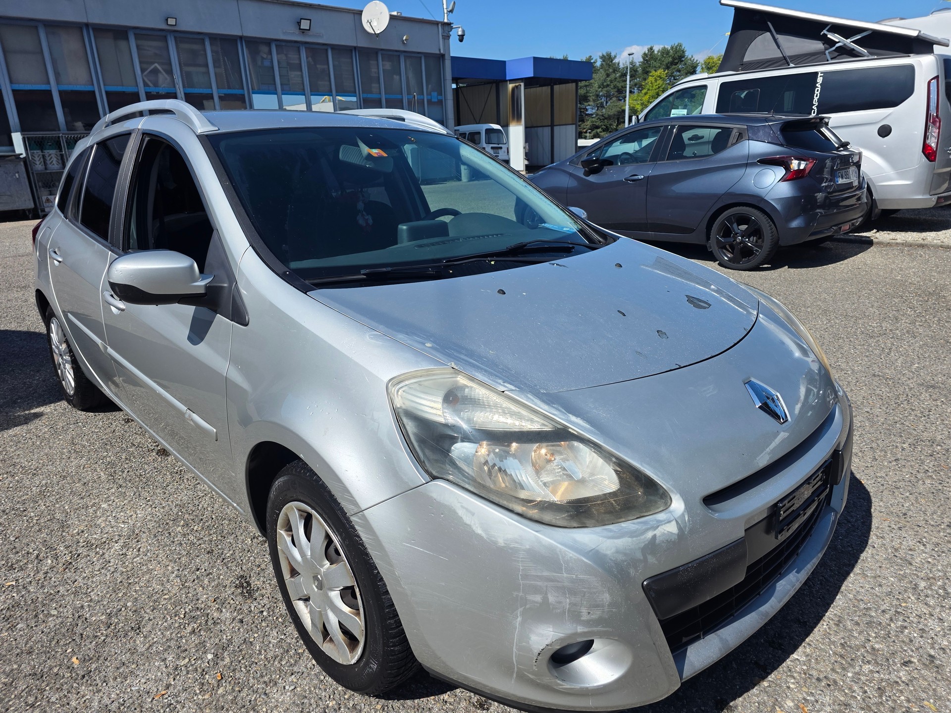 RENAULT Clio Grandtour 1.2 16V Turbo Expression-image-2