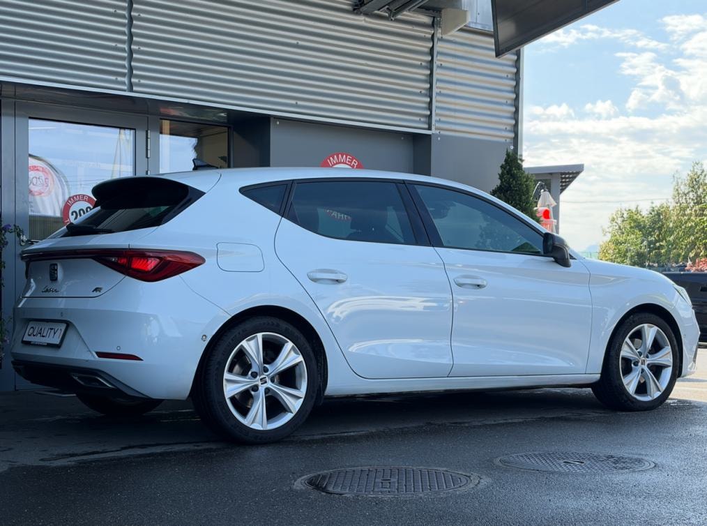 SEAT Leon 1.5 Eco TSi ACT FR-image-2