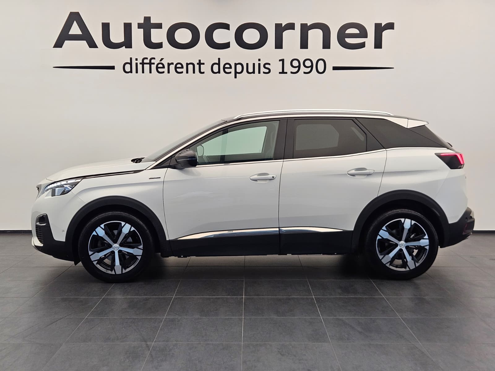 PEUGEOT 3008 1.5 BlueHDi GT Line EAT-showroom-element-1