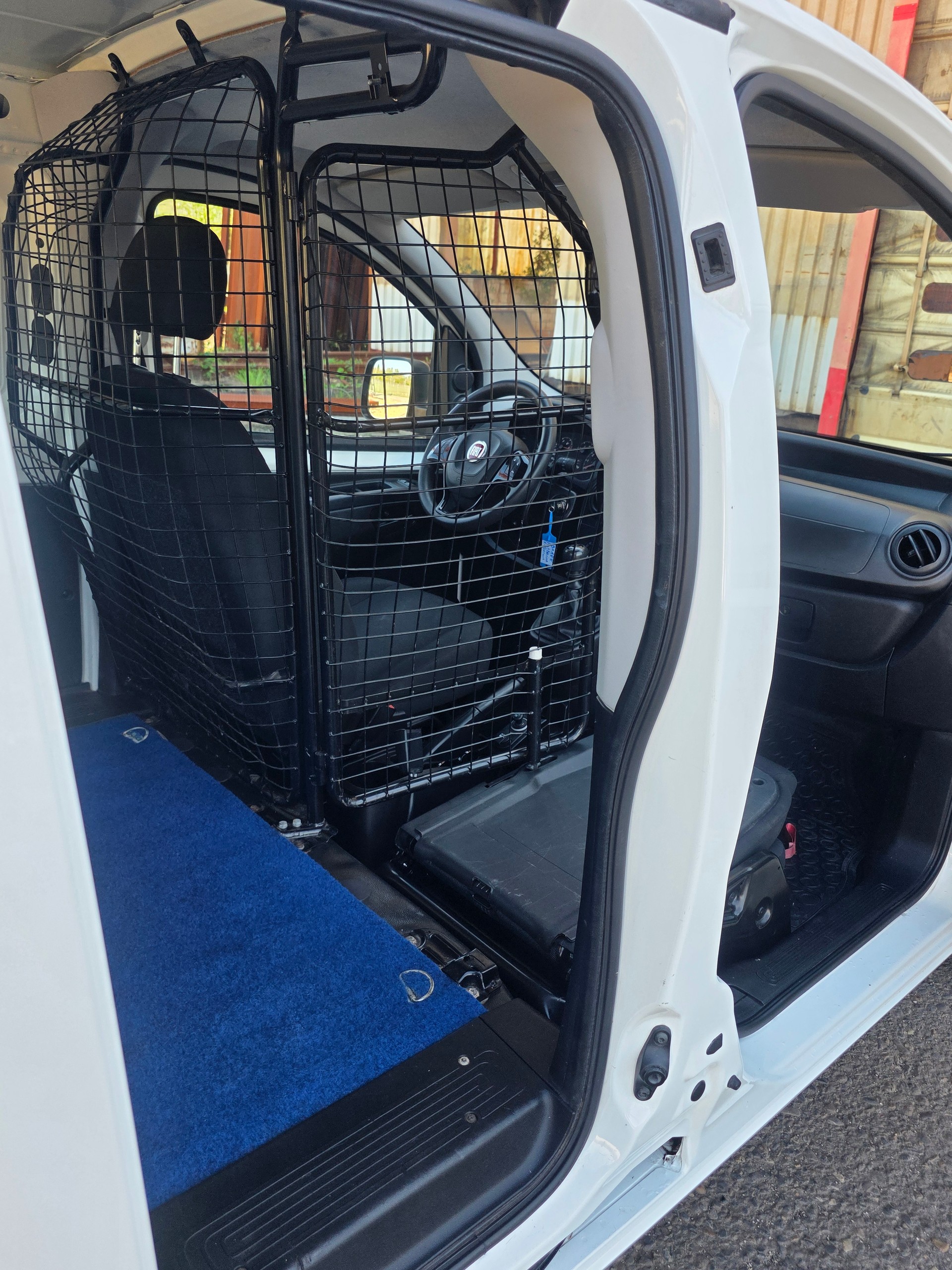 FIAT Fiorino 1.4 8V Swiss / Neu ab Mfk.-image-11