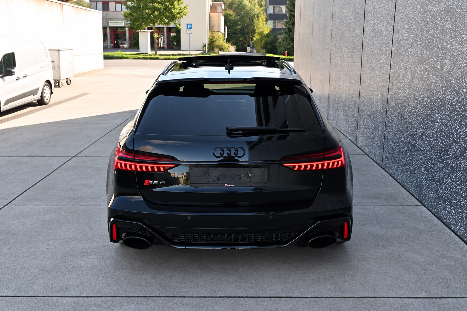AUDI RS6 Avant 4.0 TFSI V8 quattro-image-3