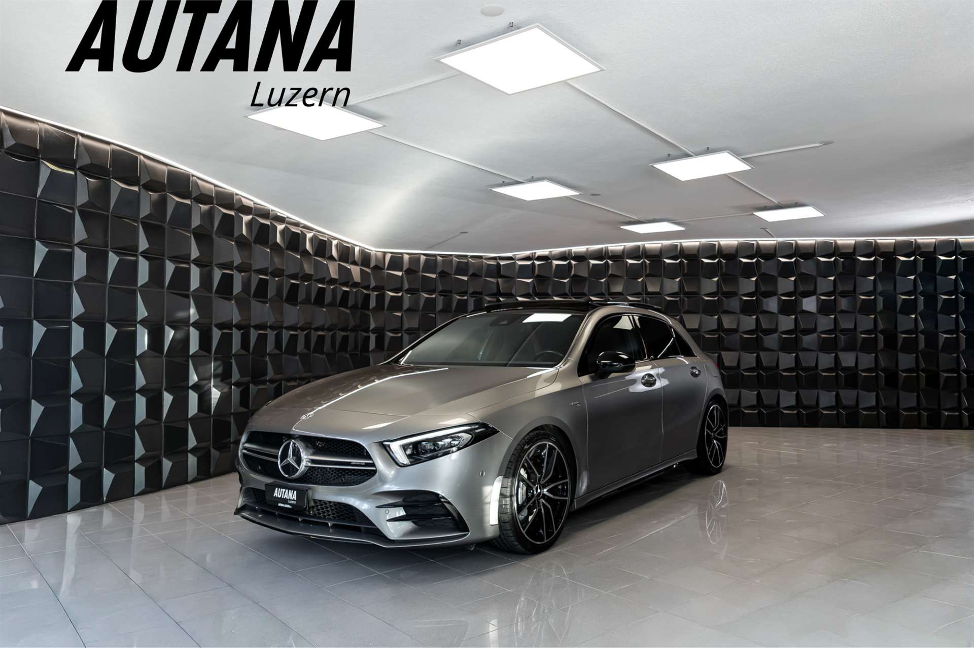 MERCEDES-BENZ A 35 AMG 4Matic Speedshift-image-0