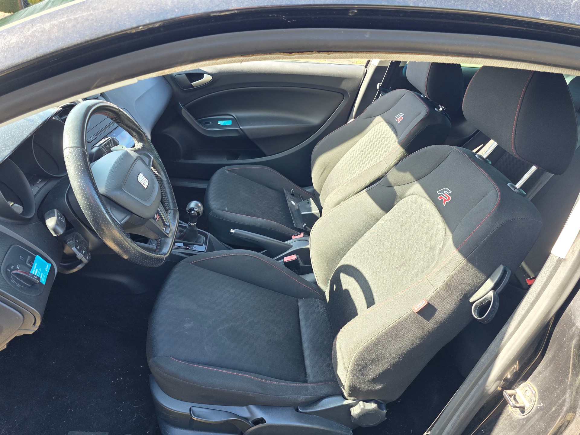 SEAT Ibiza SC 1.4 TSI FR DSG-image-6