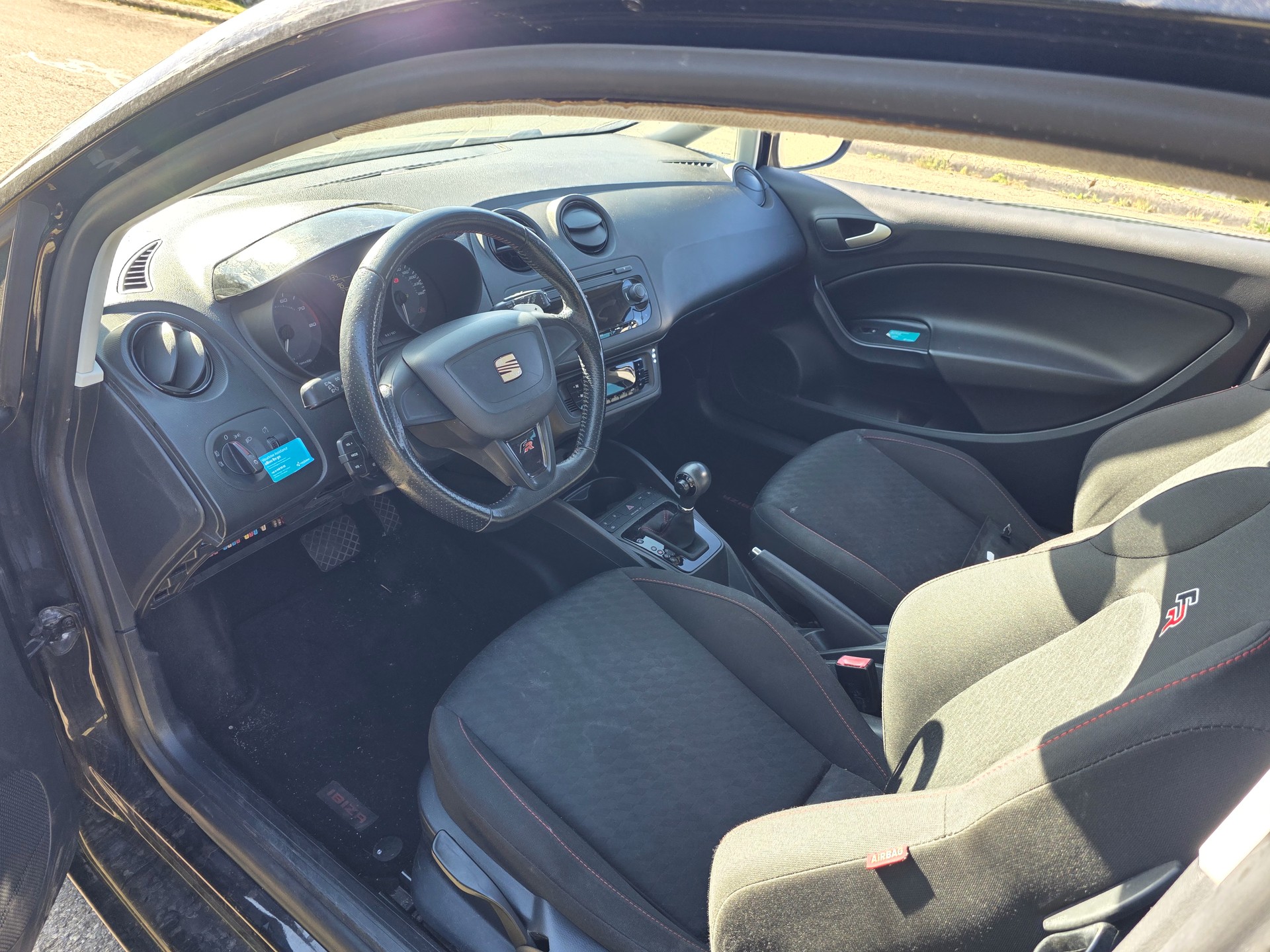 SEAT Ibiza SC 1.4 TSI FR DSG-image-5