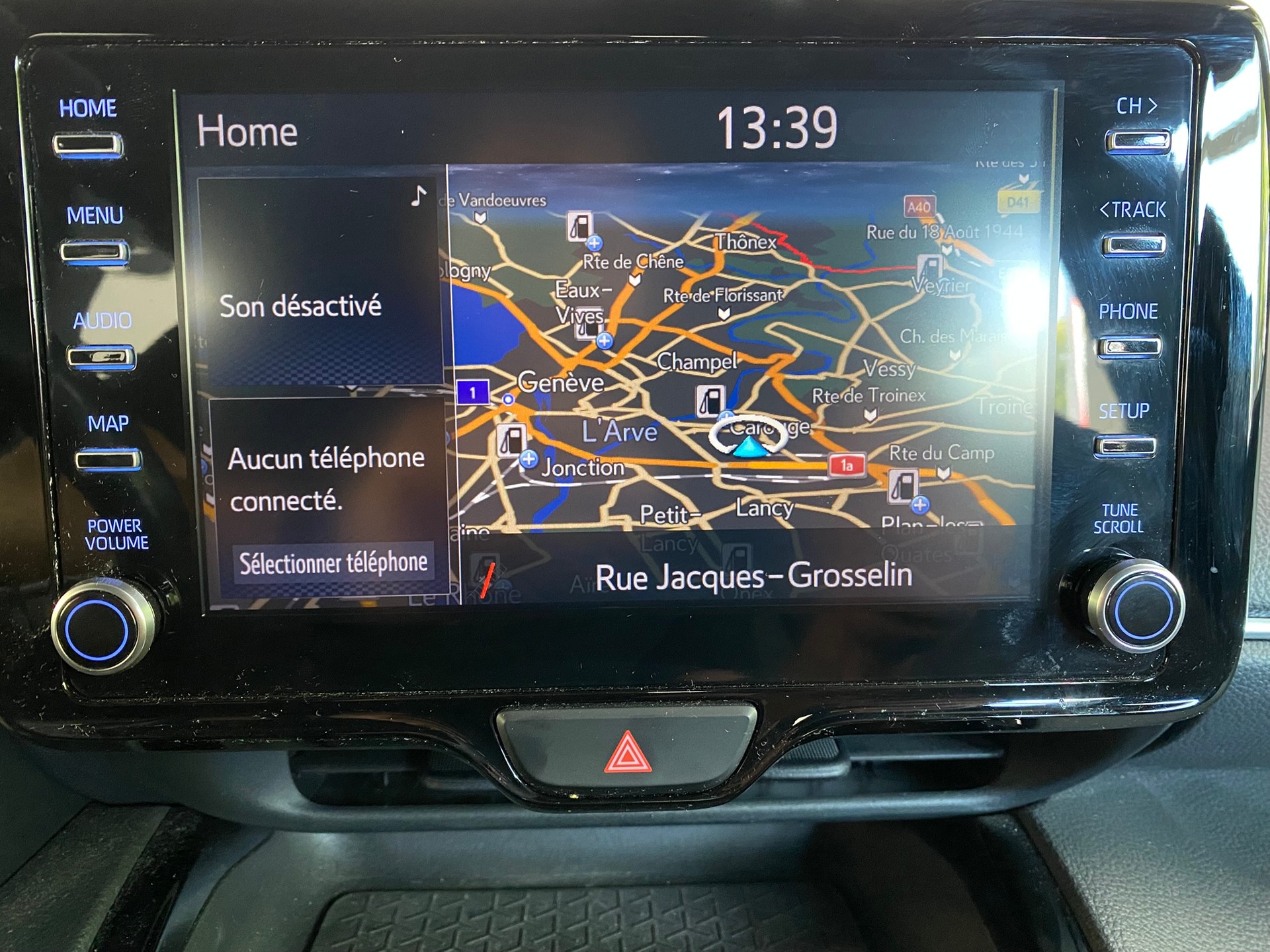 TOYOTA Yaris Cross 1.5 Trend e-CVT AWDi-image-20