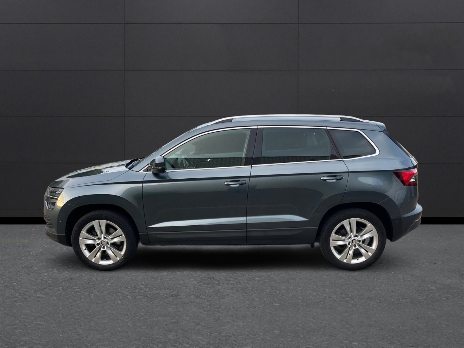 SKODA Karoq 2.0 TDI CR Style 4x4 DSG-image-3