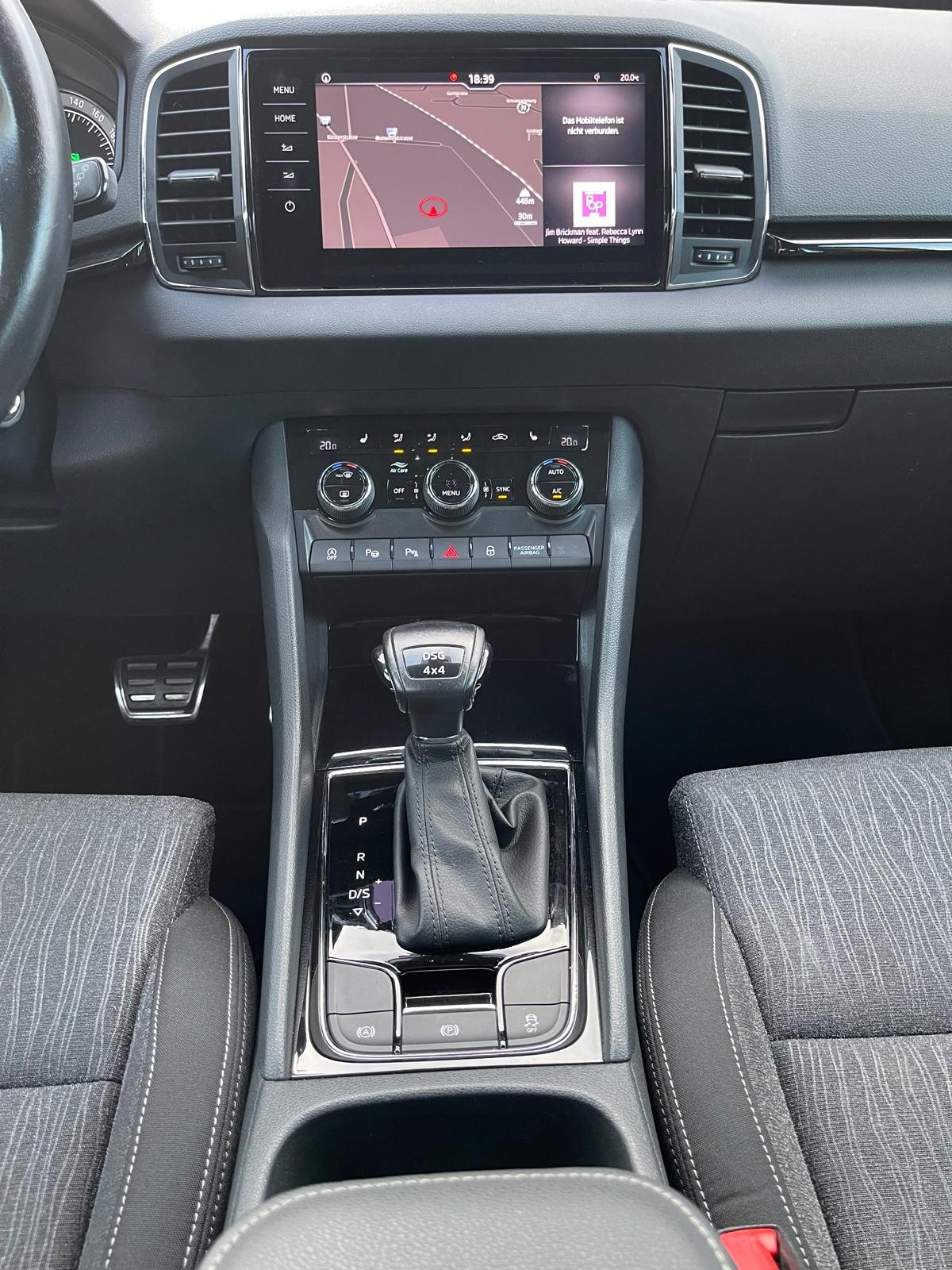 SKODA Karoq 2.0 TDI CR Style 4x4 DSG-image-20