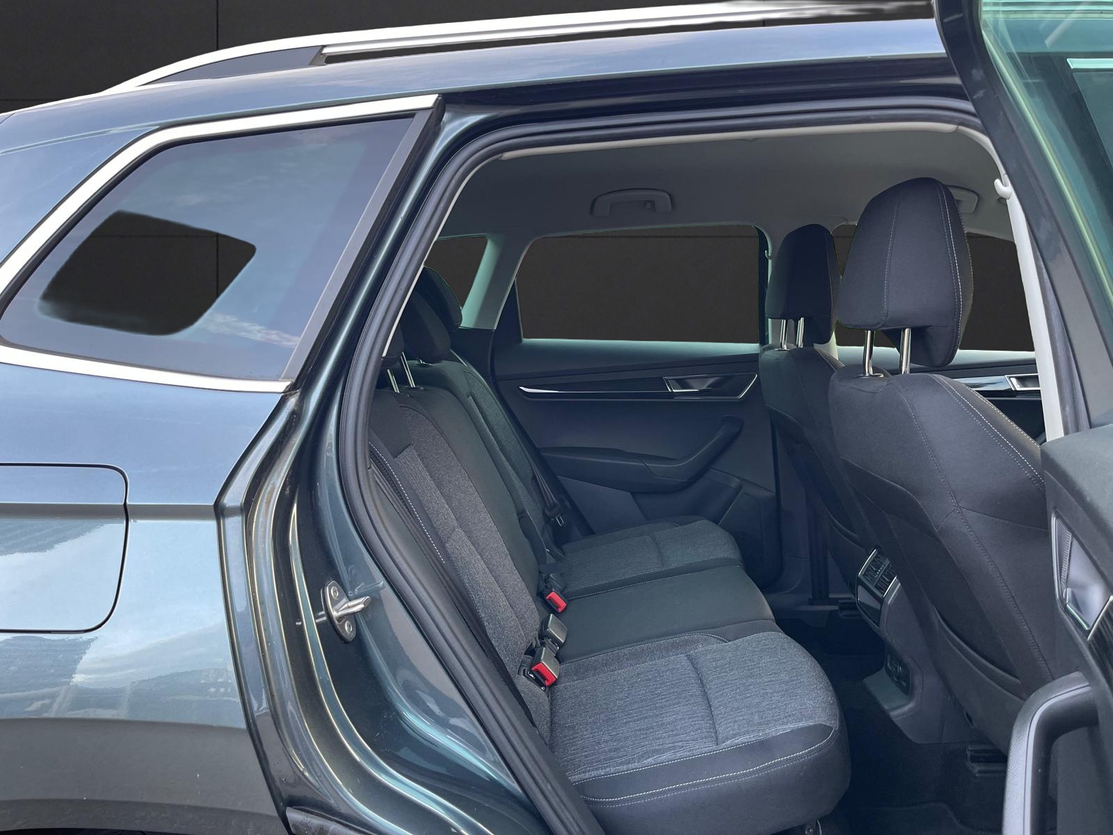 SKODA Karoq 2.0 TDI CR Style 4x4 DSG-image-13