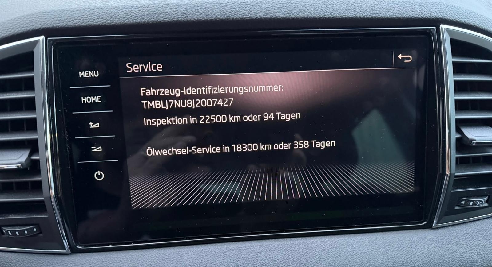 SKODA Karoq 2.0 TDI CR Style 4x4 DSG-image-23