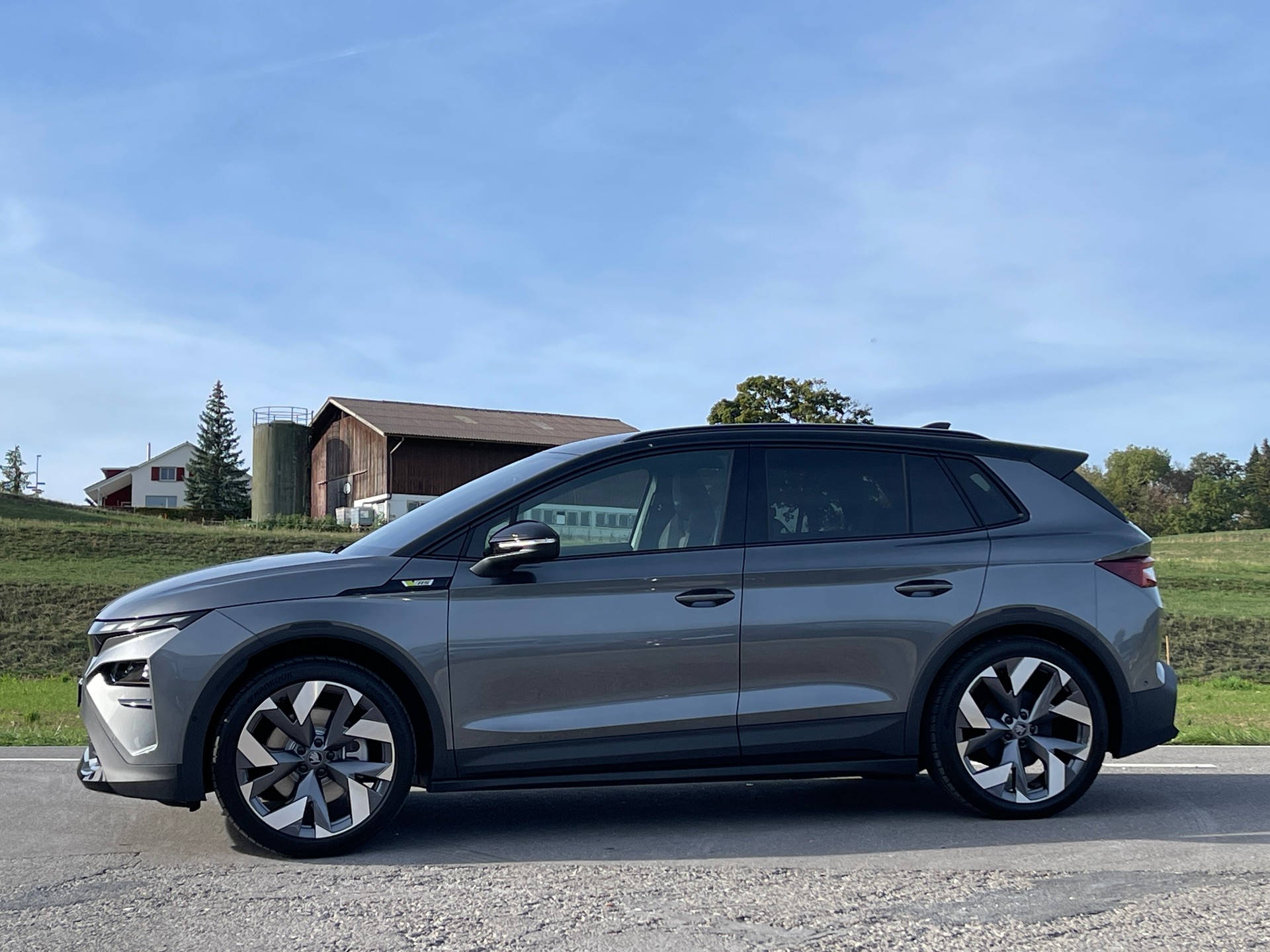SKODA Elroq RS 4x4-image-1