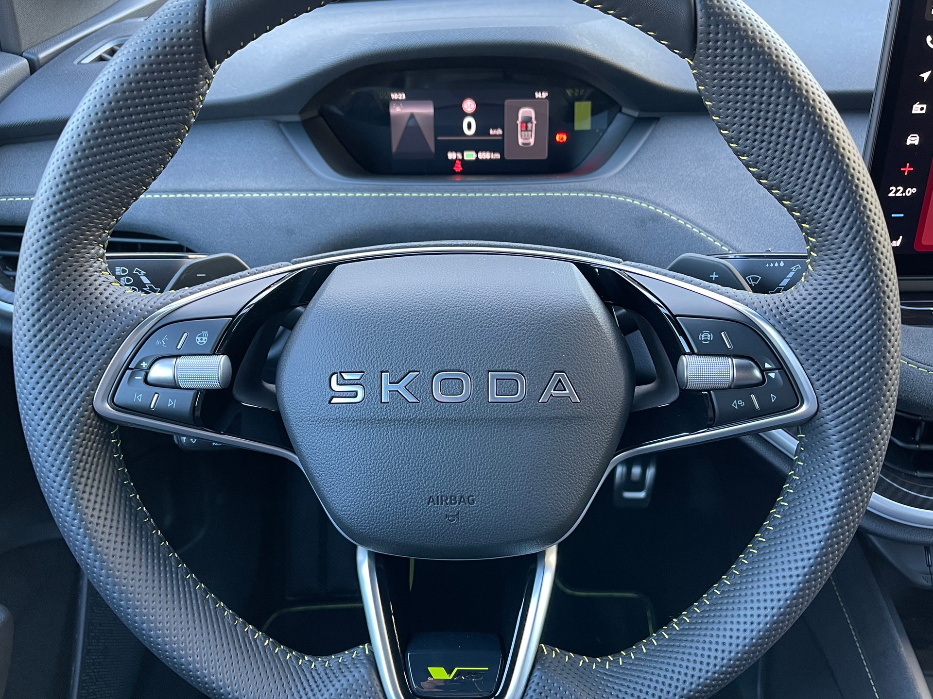 SKODA Elroq RS 4x4-image-25